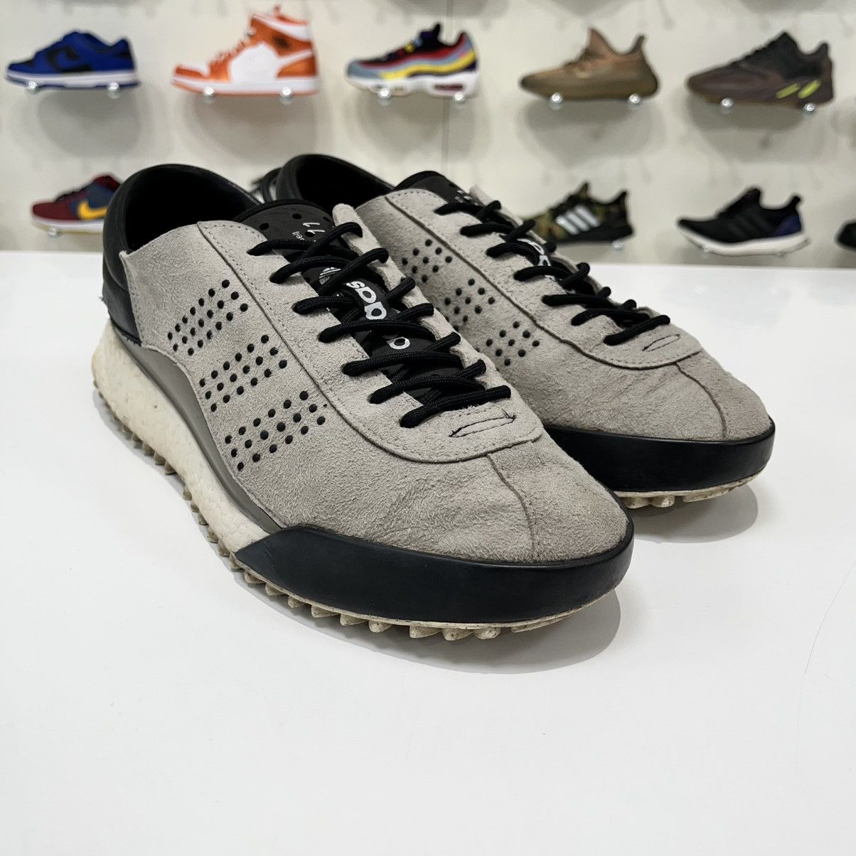 Adidas × Alexander Wang Adidas AW Hike Lo Alexander Wang Grey Size US 9.5 / EU 42-43 - 7 Thumbnail