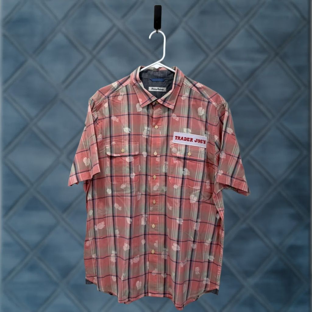 Tommy Bahama VINTAGE Tommy Bahama Hawaiian Shirt Mens L Pink Floral Short Sleeve Button-Up Size US L / EU 52-54 / 3 - 1 Thumbnail