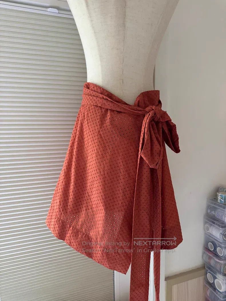 Vivienne Westwood Vivienne Westwood size M Bow-tie pleated skirt, short skirt Size 25" / US 0 / IT 36 - 1 Thumbnail