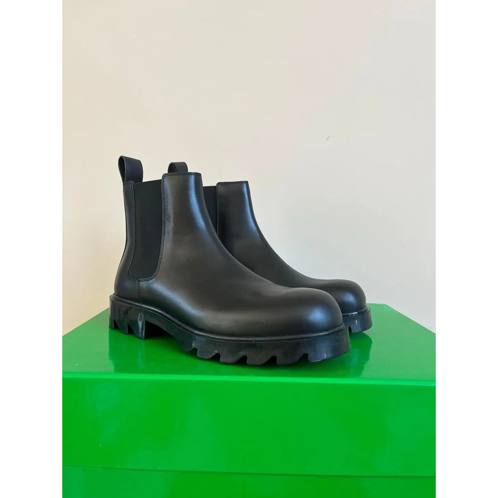 Bottega Veneta o1rshd1 Q:2 / Ankle Boots in Shibuya Calfskin Size US 8 / EU 41 - 4 Thumbnail
