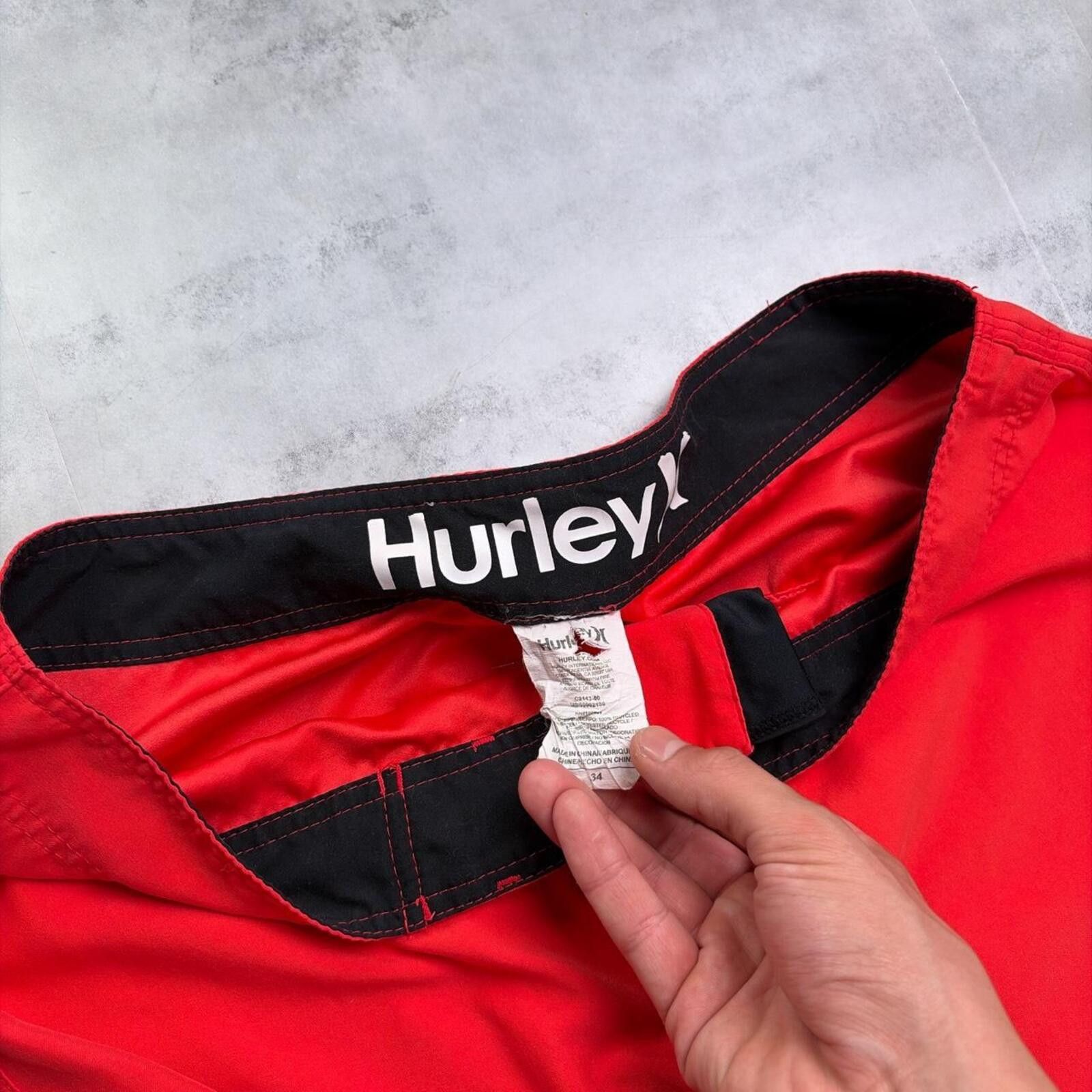 Hurley Y2K Red Hurley Surf Grunge Baggy Board Shorts Size US 34 / EU 50 - 4 Thumbnail