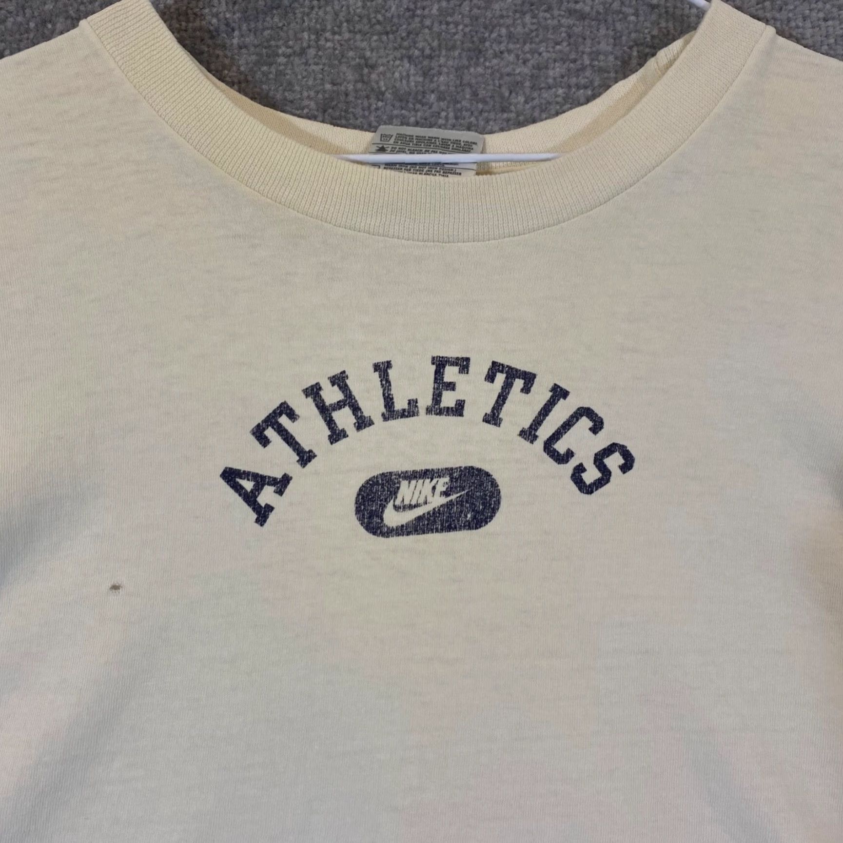 Nike VINTAGE Nike Shirt Mens XL White Check Swoosh Team Athletics L/S Y2K Logo Graphic Print Classic Size US XL / EU 56 / 4 - 2 Thumbnail