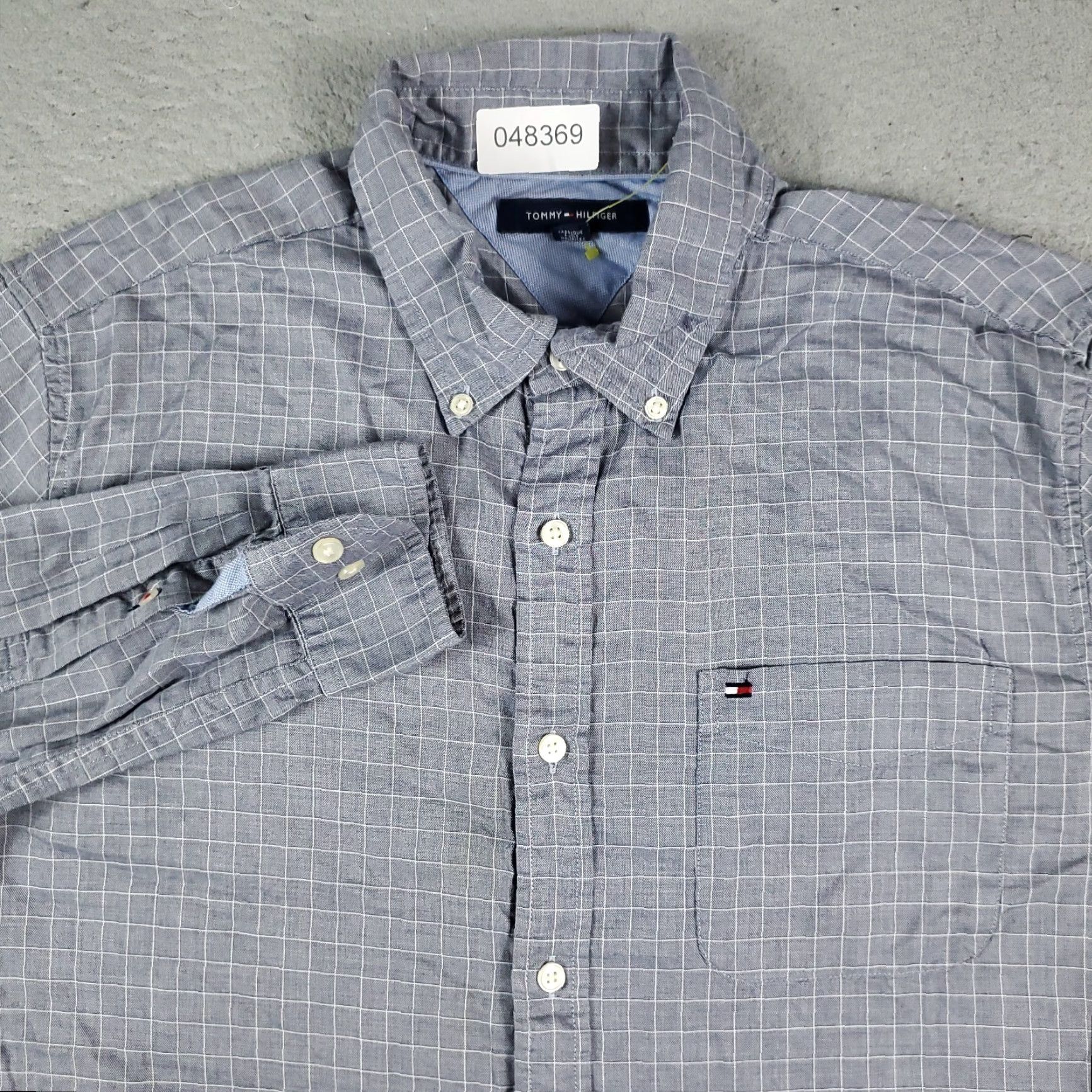 Tommy Hilfiger Tommy Hilfiger Button-Up Shirt Mens Large Blue Check Long Sleeve Casual Size US L / EU 52-54 / 3 - 2 Thumbnail