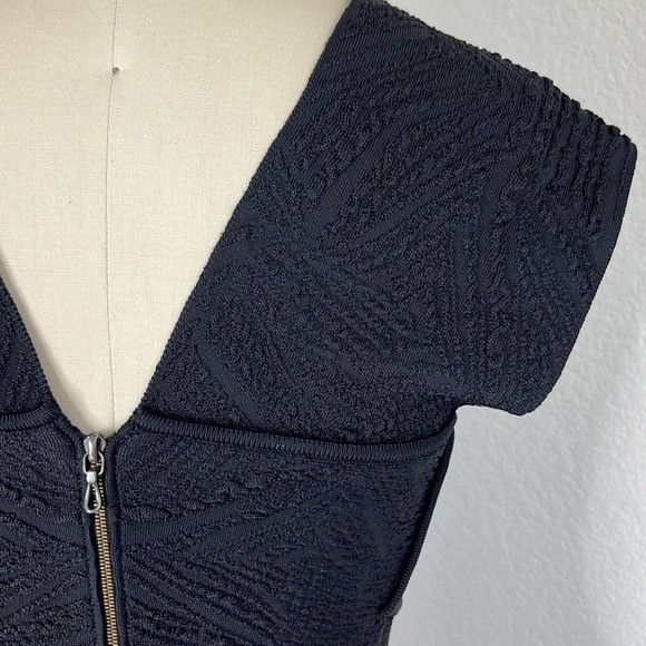 Roland Mouret Roland Mouret Myrtha Folded Sheath Dress V Neck Bandage Cap Size S / US 4 / IT 40 - 9 Thumbnail