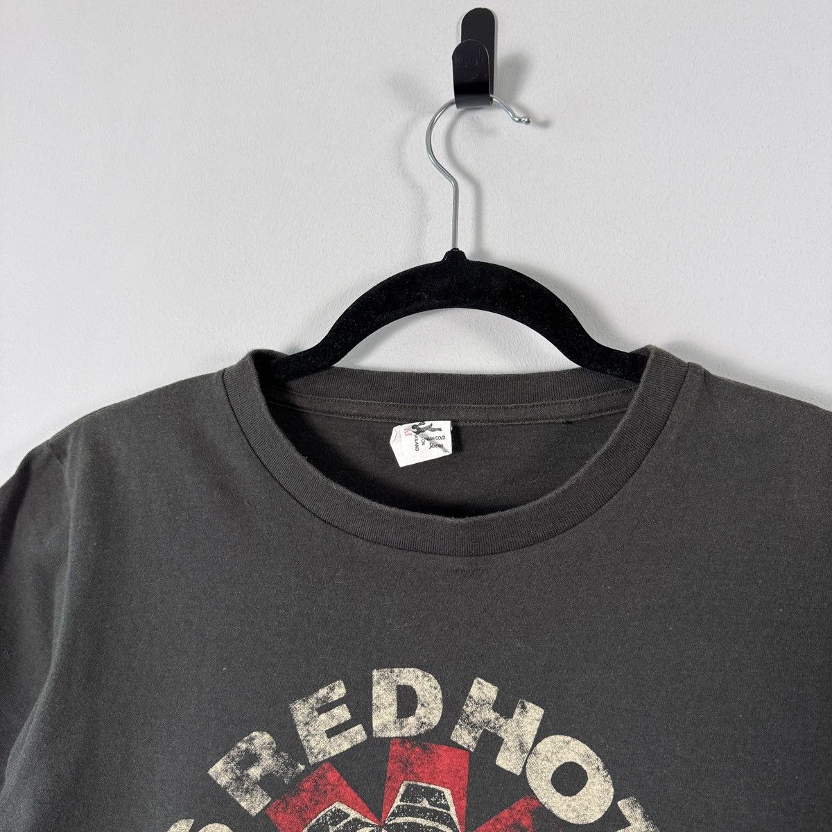 Vintage Red Hot Chili Peppers 1991 Single Stitch Faded T-Shirt Rare Size US S / EU 44-46 / 1 - 5 Thumbnail