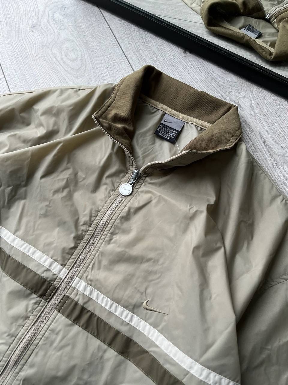 Nike Vintage Nike Swoosh Olympic Zip-up Jacket Y2K L Size US L / EU 52-54 / 3 - 4 Thumbnail