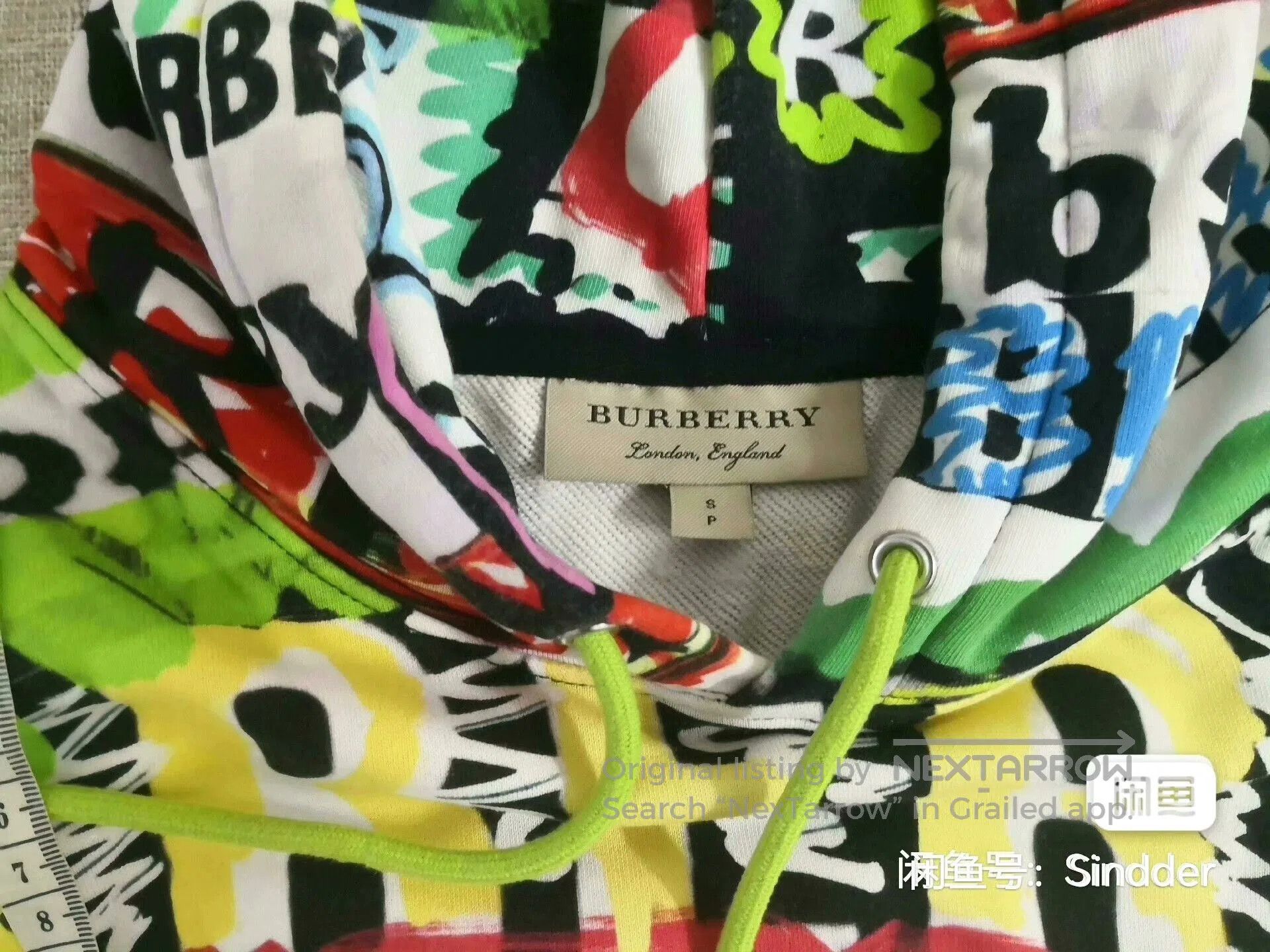 Burberry Burberry Men's Graffiti Print Hoodie. Size US S / EU 44-46 / 1 - 3 Thumbnail