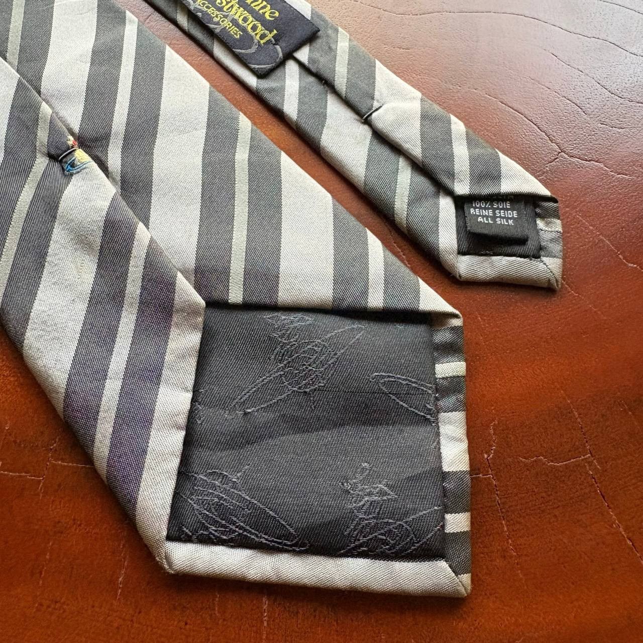 Vivienne Westwood Vivienne Westwood Signature Orb Logo Striped Silk Neck Tie Size ONE SIZE - 7 Thumbnail