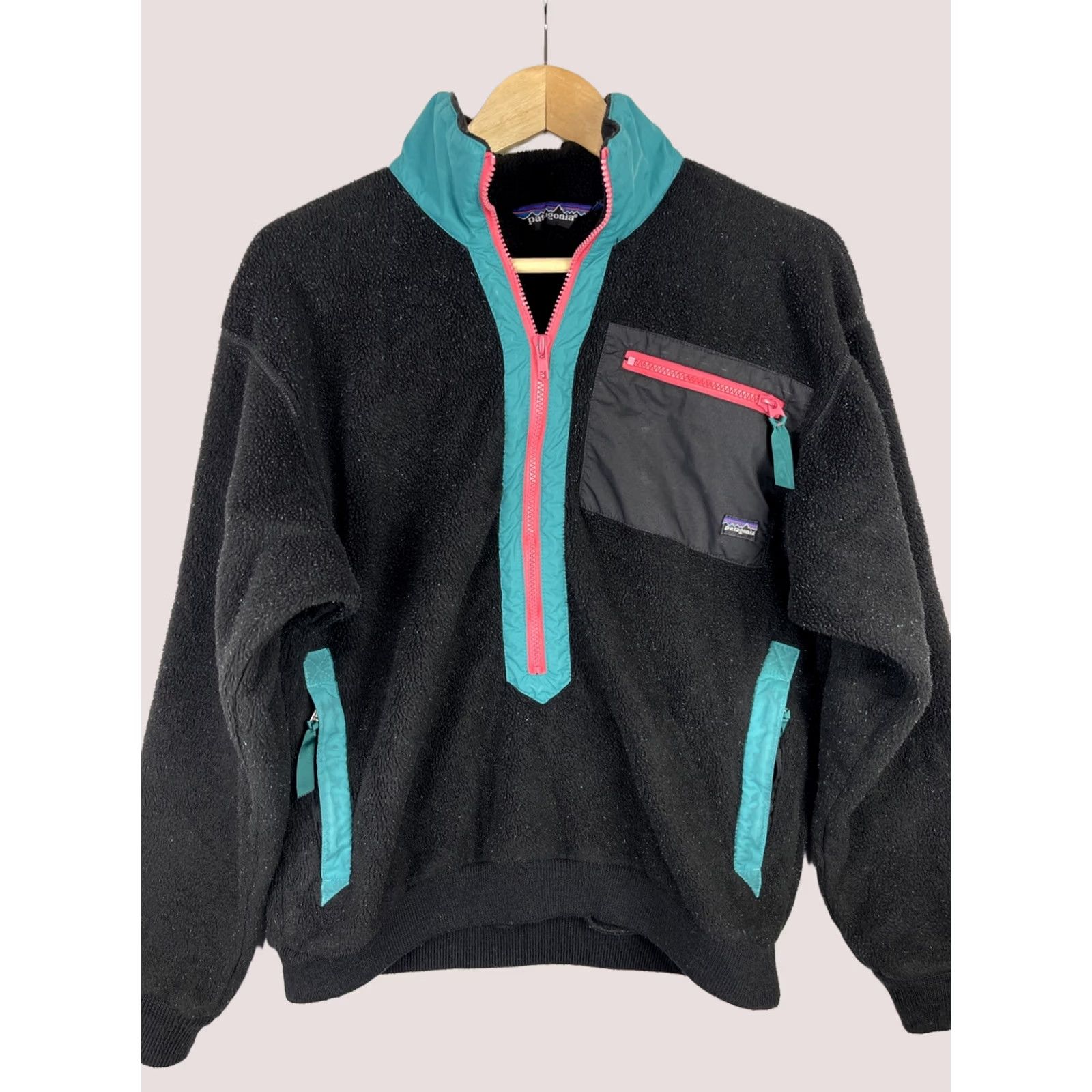 Patagonia VINTAGE Patagonia Synchilla Sweater Womens 12 Black Pullover Fleece Mock Neck 1/2 Zip Pockets Logo Zipper Embroidered USA Built Size XL / US 12-14 / IT 48-50 - 1 Thumbnail