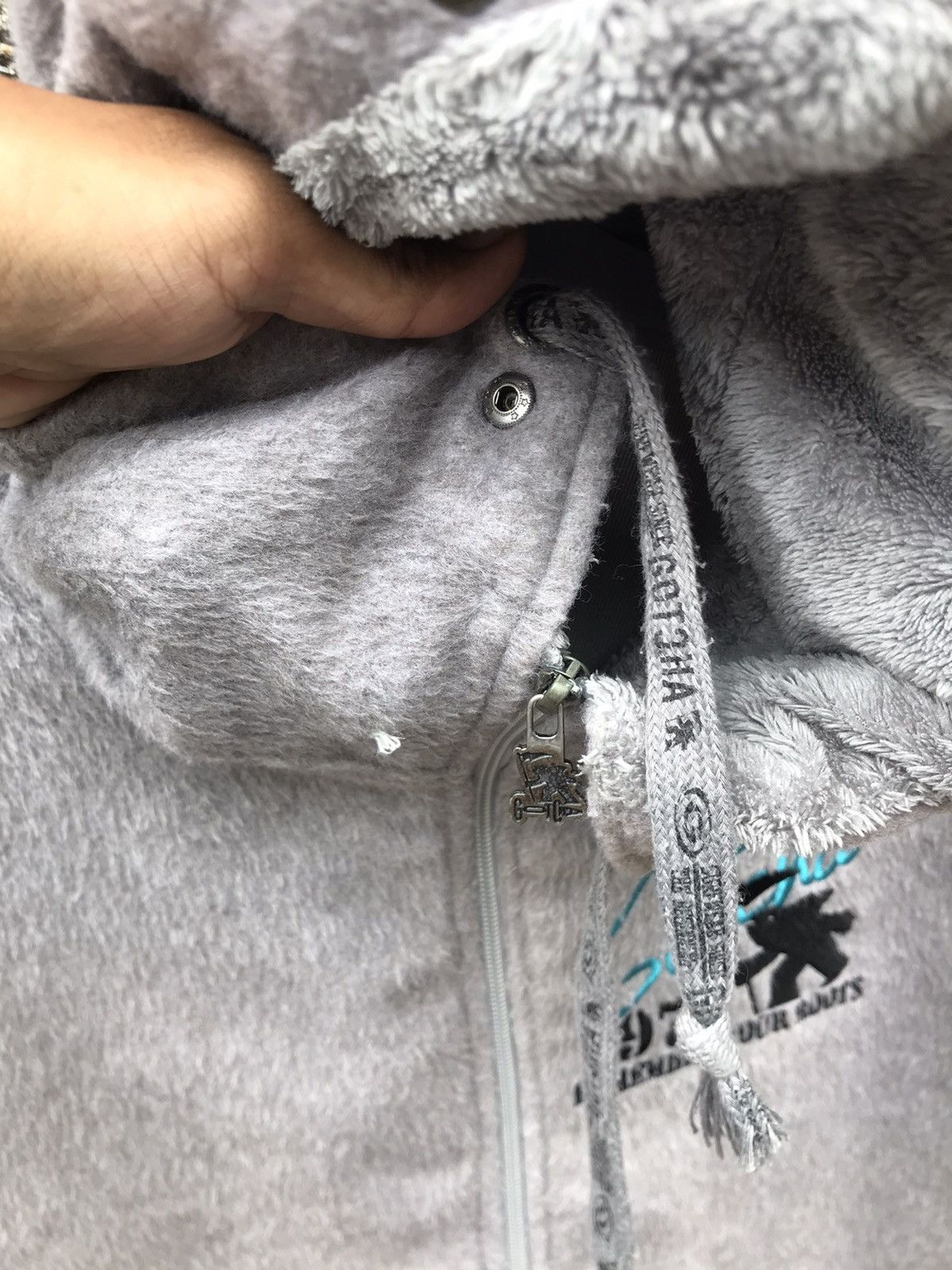 Gotcha ⚡️Surf Style Vintage Gotcha Fleece Hooded Sweater Size US M / EU 48-50 / 2 - 8 Thumbnail