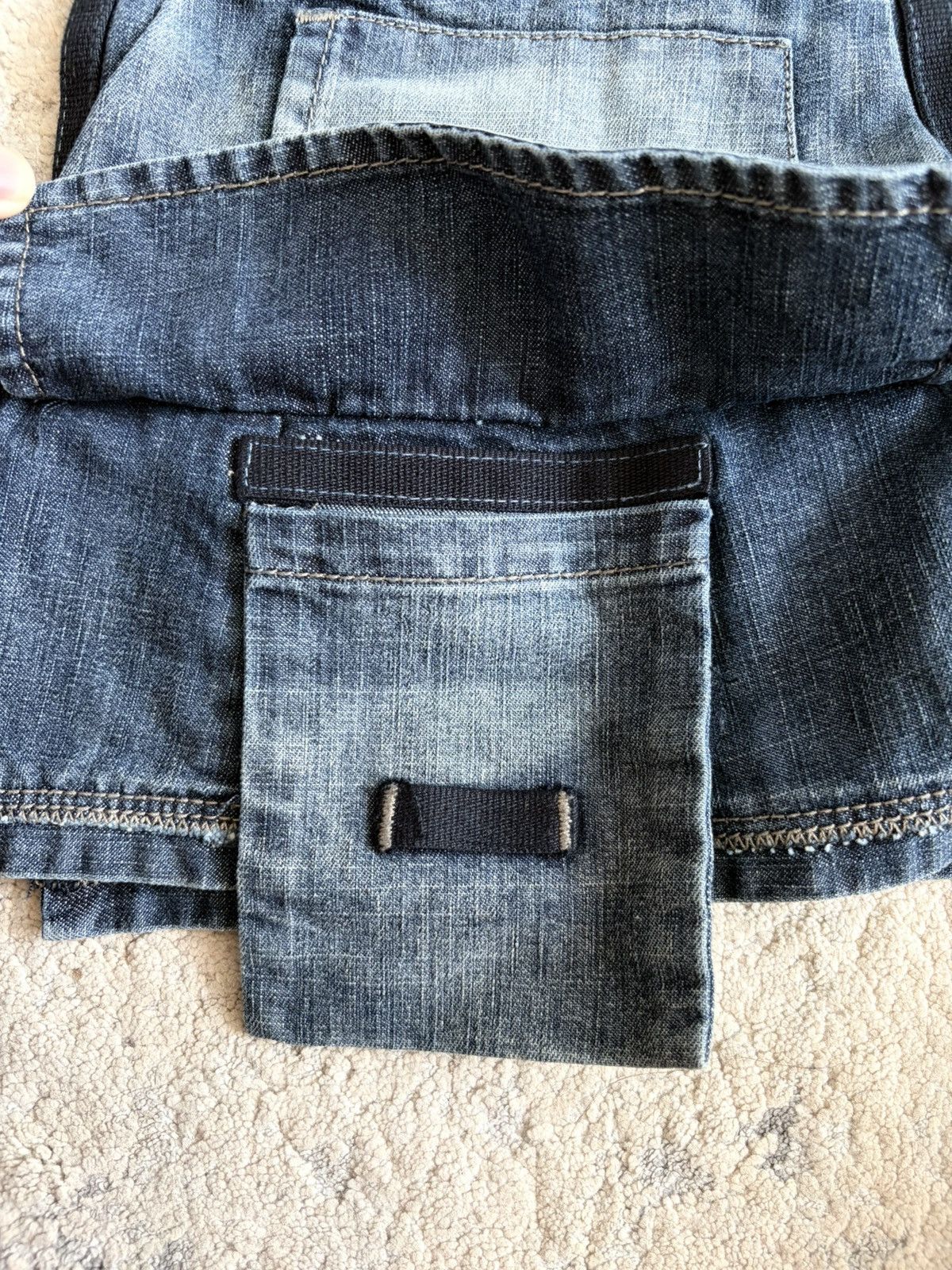Marithe + Francois Girbaud Denim Multi Pocket Accessory Skirt Size 26" / US 2 / IT 38 - 5 Thumbnail