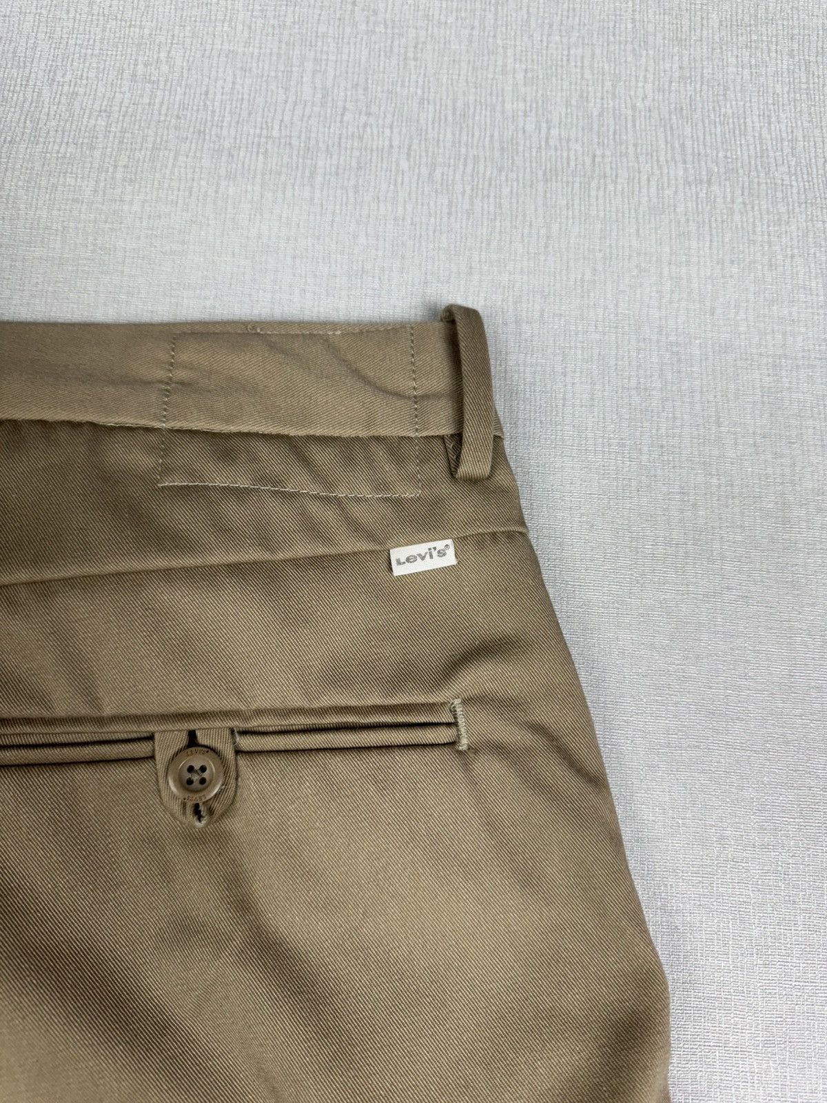 Levi's Men’s Levi’s Chino Pants Trousers size 34x30 Size US 34 / EU 50 - 6 Thumbnail