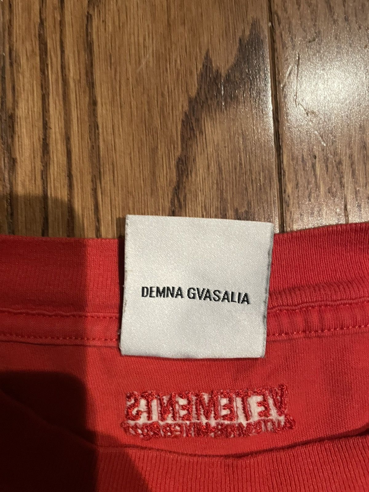 Vetements Vetements Arabic Coke “Cocaine” Tee Size US L / EU 52-54 / 3 - 3 Thumbnail