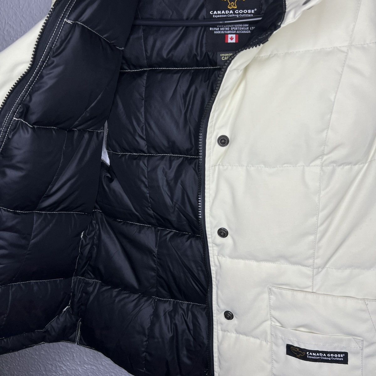 Canada Goose Canada Goose Puffer Down Jacket Vest Logo Vintage Retro Y2K Size S / US 4 / IT 40 - 5 Thumbnail