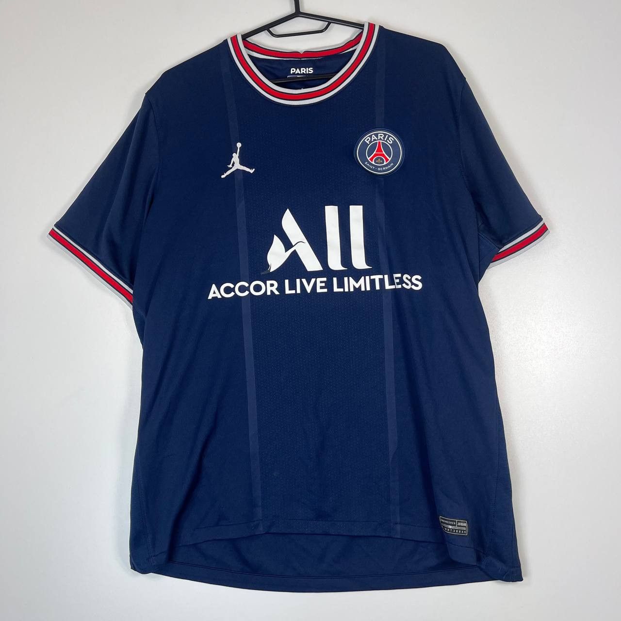 Jordan Brand Nike Jordan Paris Saint-Germain 2021/22 Home Football Size L Size US L / EU 52-54 / 3 - 1 Thumbnail
