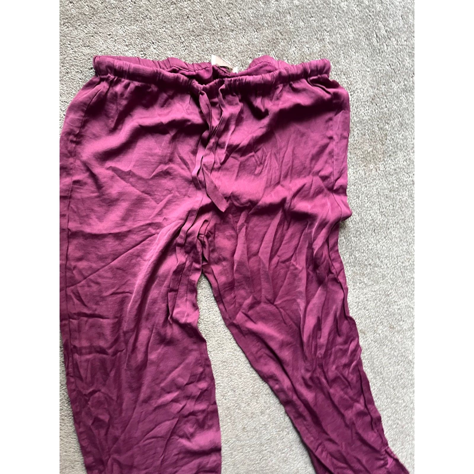 Loft LOFT LOFT Women’s Maroon Solid Polyester Viscose Lounge Pants Size Small Yoga Pants? No. Size 28" / US 6 / IT 42 - 2 Thumbnail