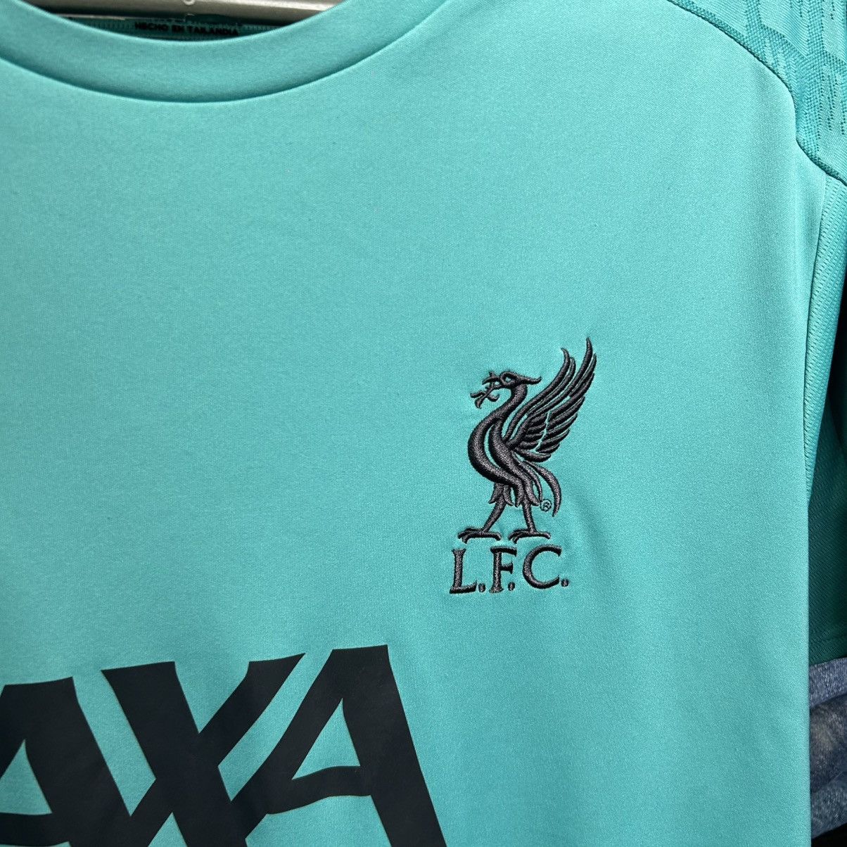 New Balance Mens New Balance Liverpool Training soccer jersey size L Size US L / EU 52-54 / 3 - 4 Thumbnail