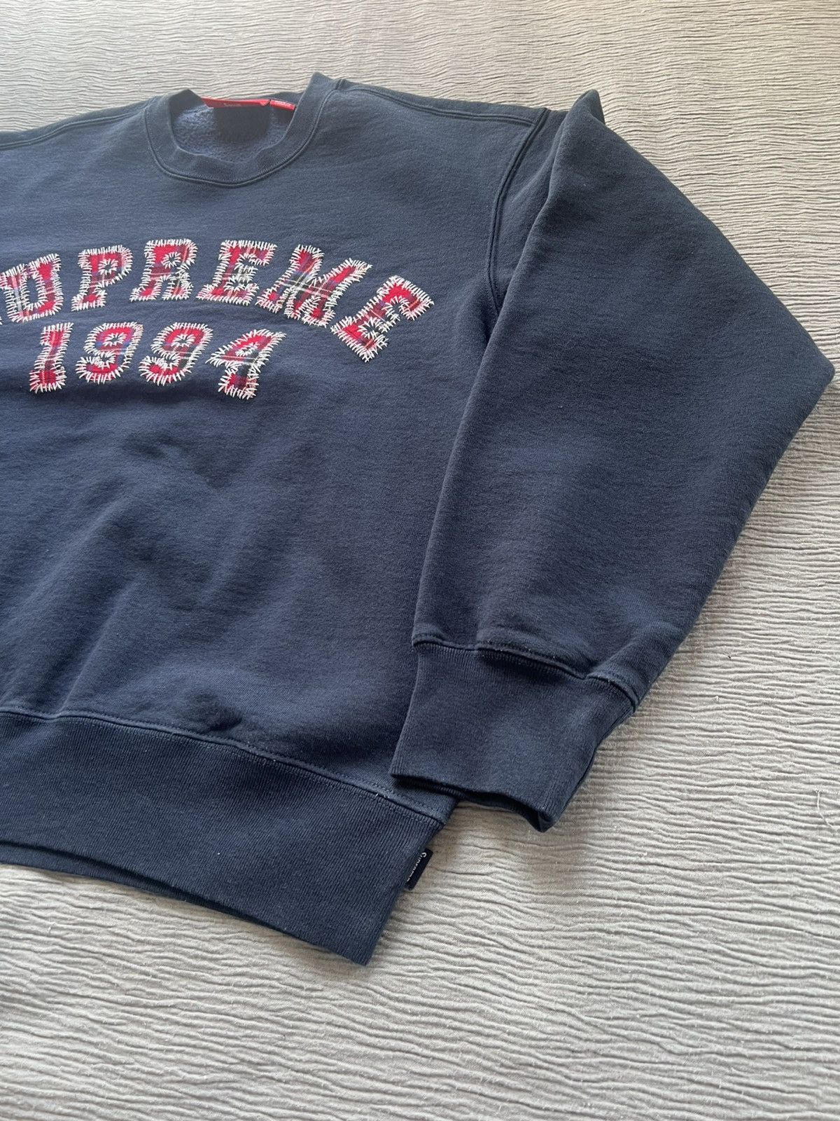 Supreme Supreme Plaid Arc Crewneck Navy Size Medium Size US M / EU 48-50 / 2 - 4 Thumbnail