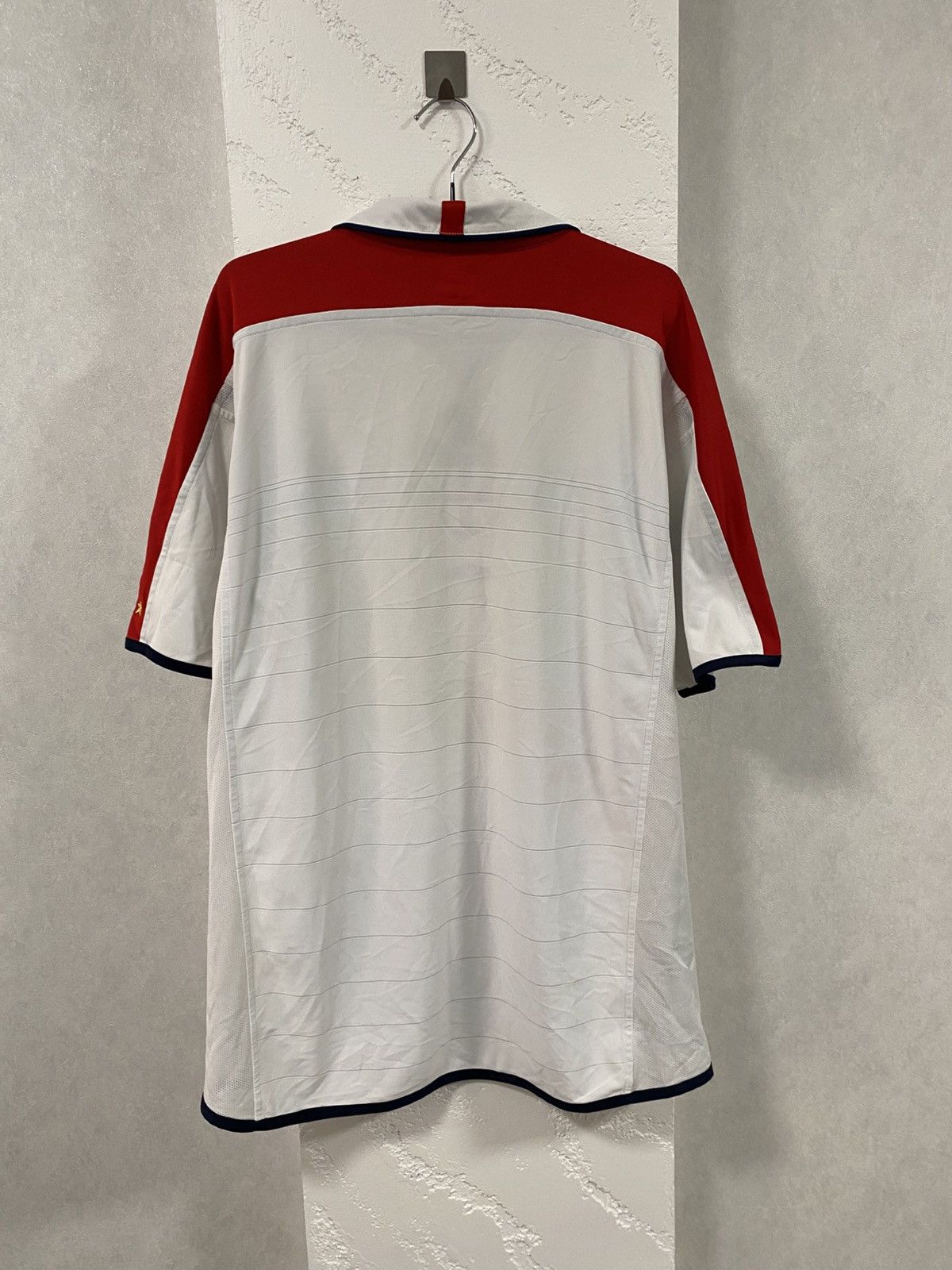 Umbro Umbro England 2003 Double Side Soccer Jersey Beckham Style L Size US L / EU 52-54 / 3 - 8 Thumbnail