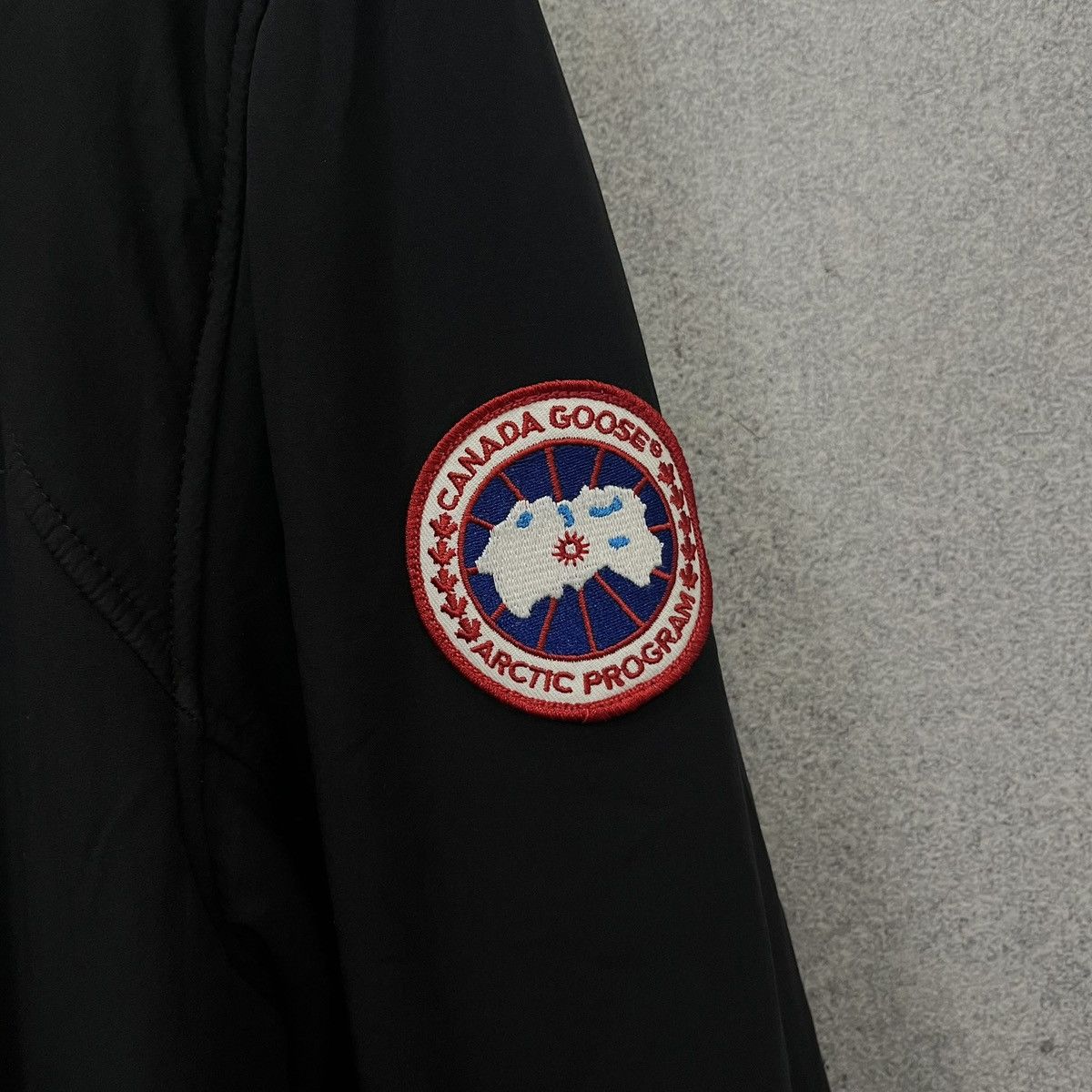 Canada Goose Canada Goose Tremblant Softshell Zip Jacket from size M Size US M / EU 48-50 / 2 - 5 Thumbnail