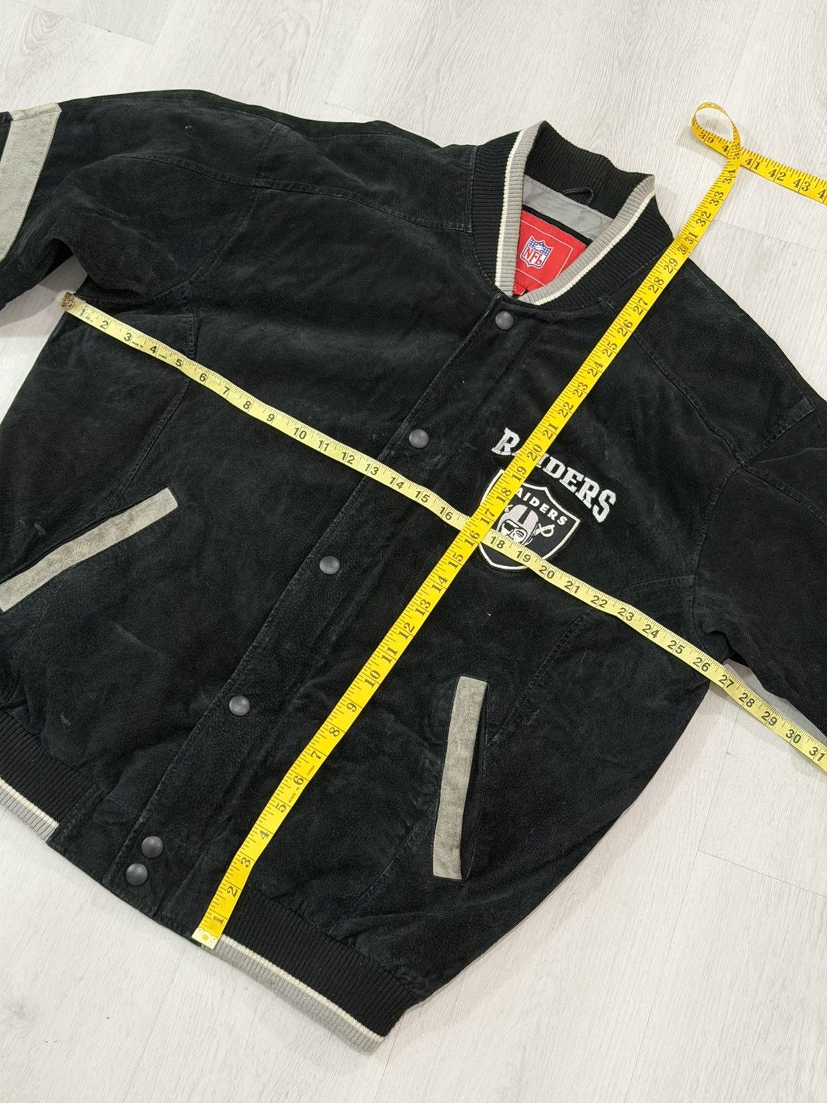 NFL Vintage Y2K Oakland Raiders Varsity Suede Leather Jacket L Size US L / EU 52-54 / 3 - 7 Thumbnail