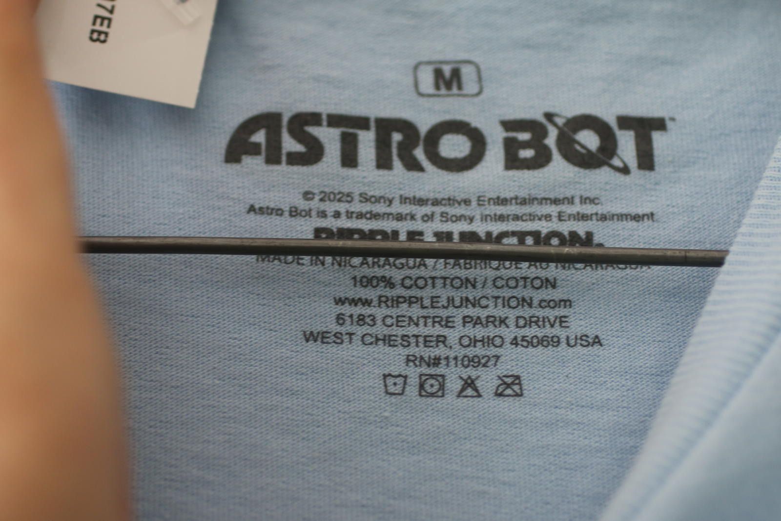 Other Official Astro Bot Blue Graphic T-Shirt Medium PlayStation Size US M / EU 48-50 / 2 - 7 Thumbnail