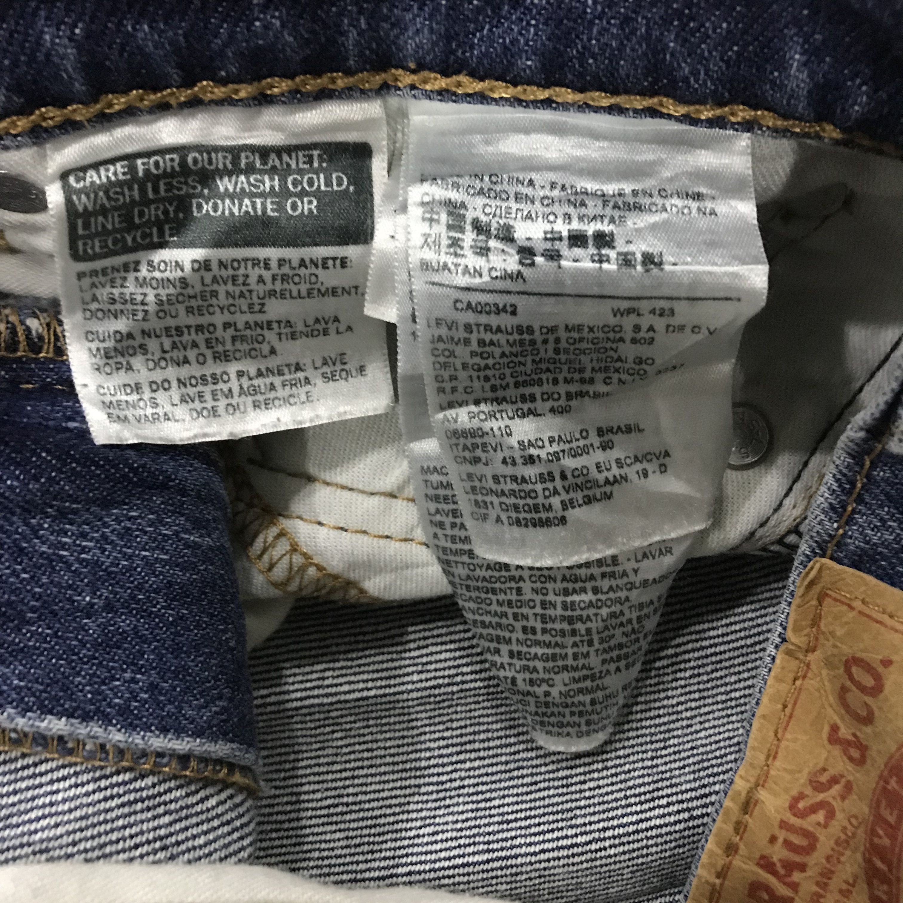 Levi's Vintage Levi's 505 Jeans Distressed Ripped Knees 90s Style Size US 30 / EU 46 - 11 Thumbnail