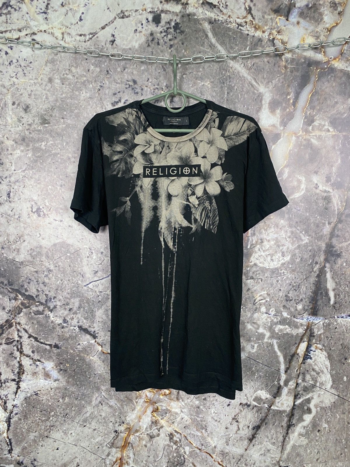 Japanese Brand Men’s Religion T-Shirt Streetwear Vintage Size Large Size US L / EU 52-54 / 3 - 1 Thumbnail