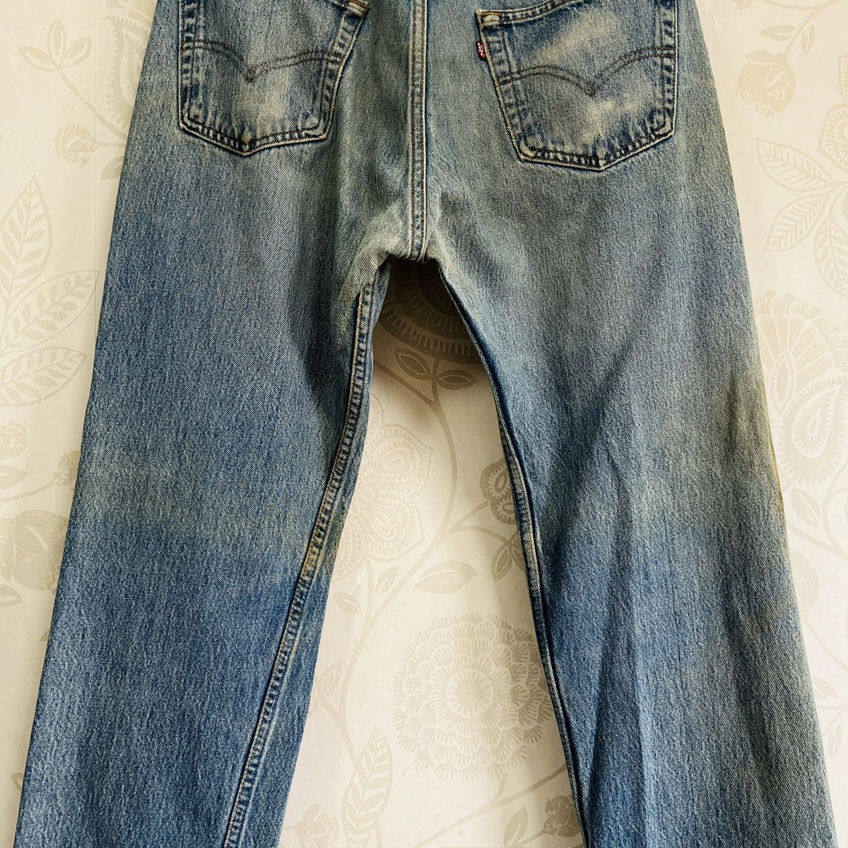 Levi's Vintage Distressed Levis 501XX 1997 Made In USA Jeans Size US 35 - 11 Thumbnail