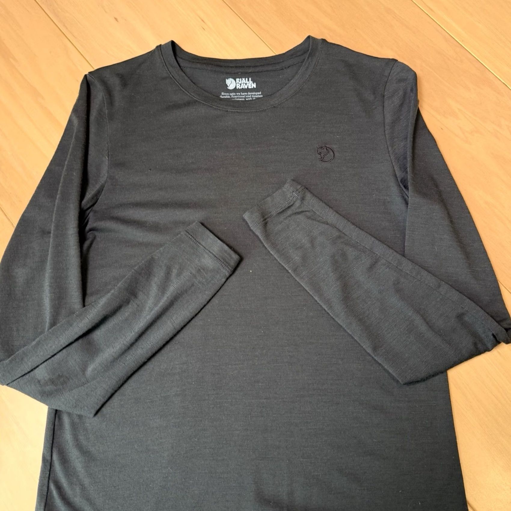 Vintage Fjallraven Merino Wool Shirt Women's XS Blue Long Sleeve Outdoor Hiking Outdoors Size XS / US 0-2 / IT 36-38 - 6 Thumbnail