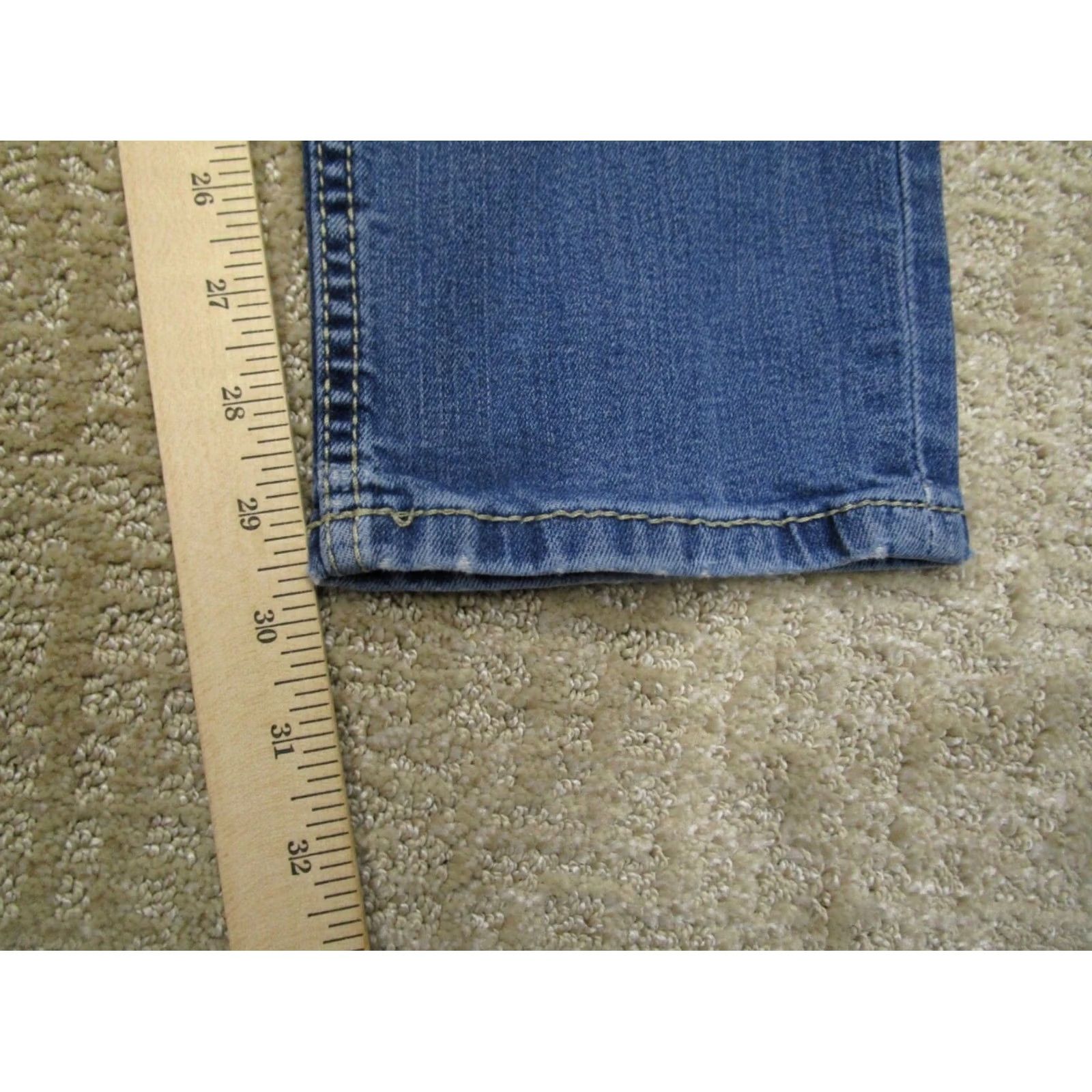 Vintage BKE Jeans Women 31x31 Buckle Low Rise Harper Jeans Light Wash Denim Skinny 5-Pocket Logo Size 24" / US 00 / IT 34 - 7 Thumbnail