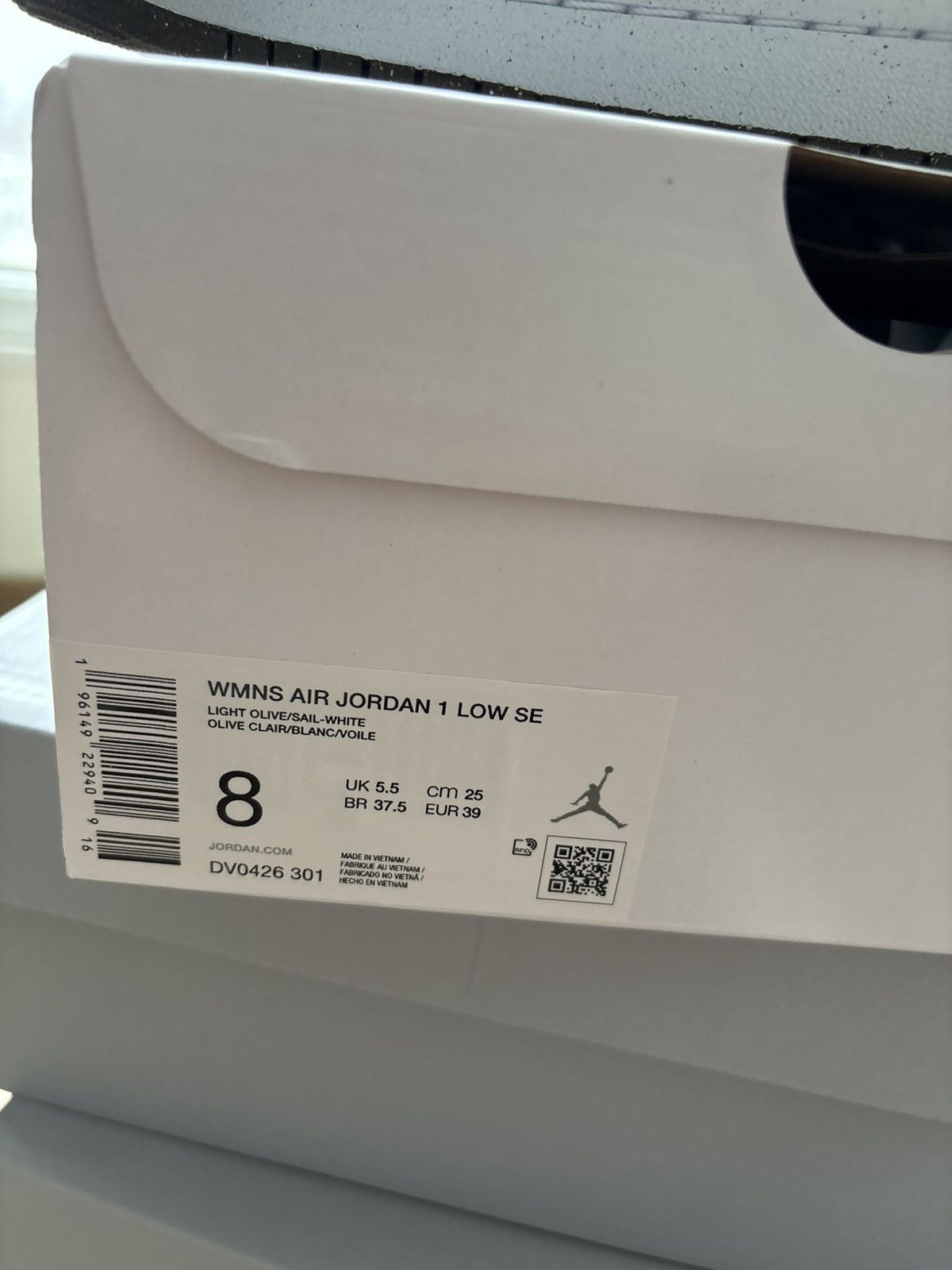 Nike Jordan Air 1 Low SE Wmns Size US 8 / IT 38 - 9 Thumbnail