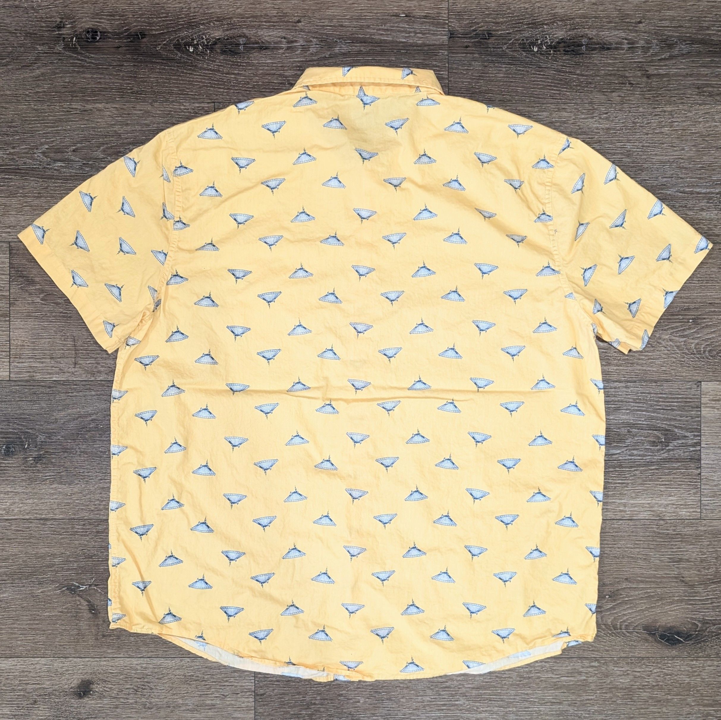 Disney Disney Parks Space Mountain all over pattern button up shirt Size US XL / EU 56 / 4 - 4 Thumbnail