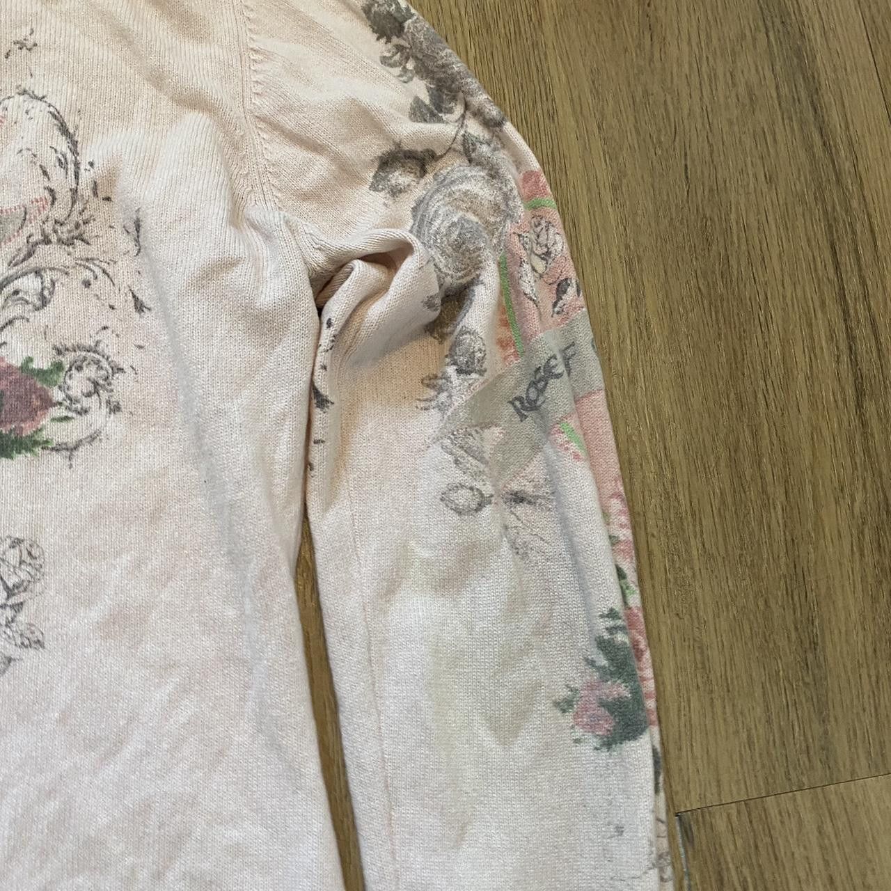 Other Cashmere Rose of my heart pink and white sweater Size US L / EU 52-54 / 3 - 7 Thumbnail