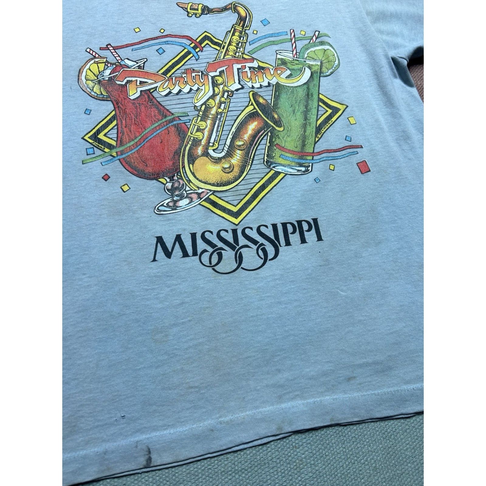 Vintage VINTAGE 80s Party T-Shirt Mississippi Jazz Distressed Blue Large Men Size US L / EU 52-54 / 3 - 4 Thumbnail