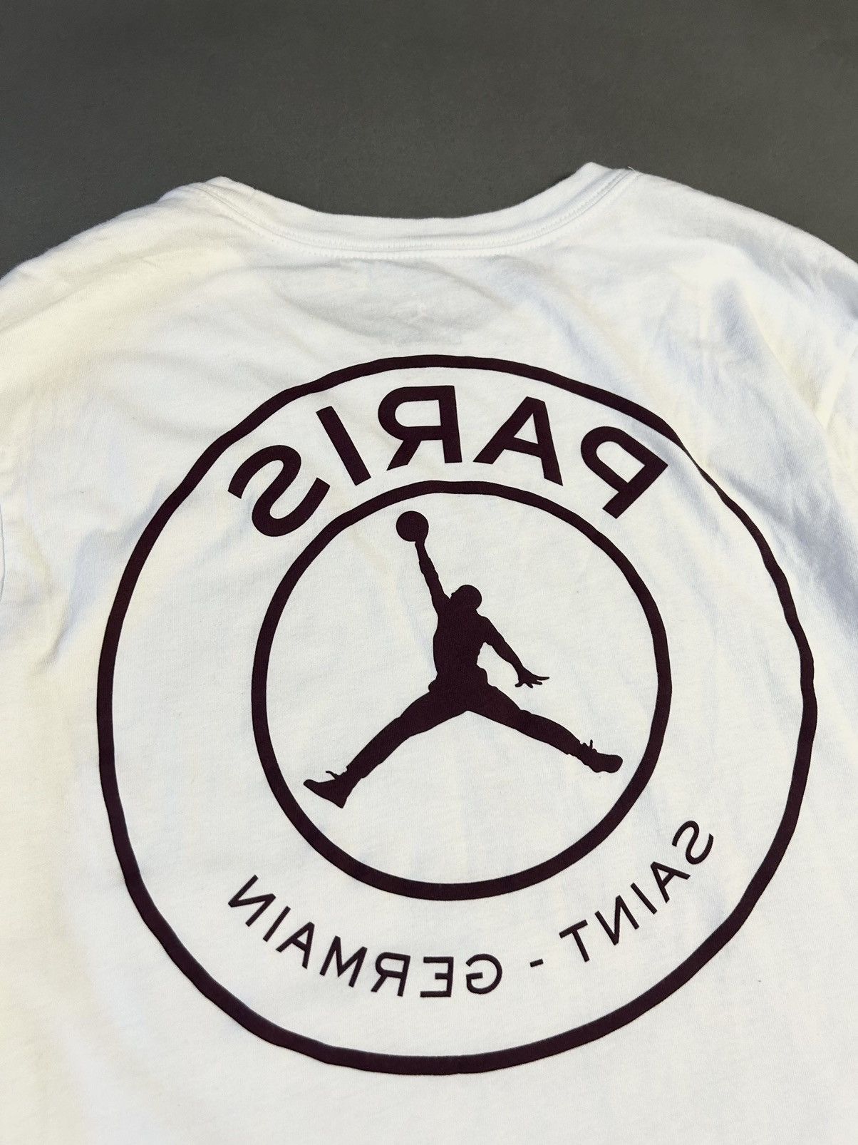 Jordan Brand PSG Jordan white long sleeve T-shirt big logo Paris Size US S / EU 44-46 / 1 - 8 Thumbnail