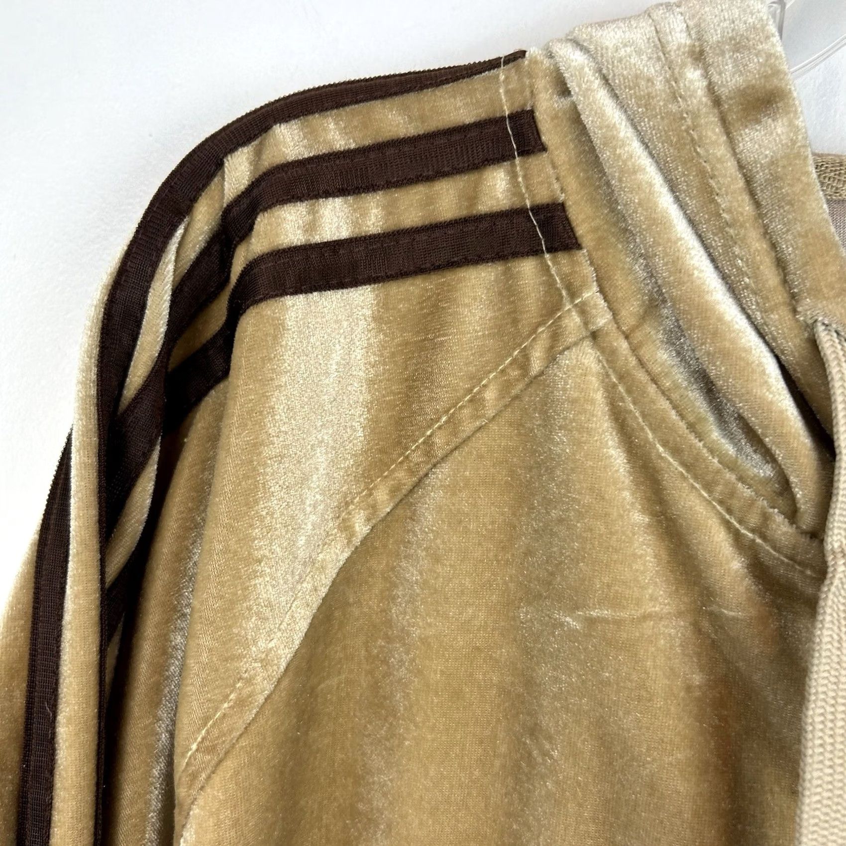 Velour VINTAGE Godbody Track Jacket Mens L Brown Velour Zip Streetwear 70s 80s Hip Hop Full Zip Men Size US L / EU 52-54 / 3 - 4 Thumbnail