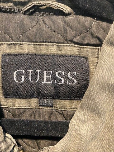 Guess Guess vintage looking denim jacket Size US L / EU 52-54 / 3 - 3 Thumbnail