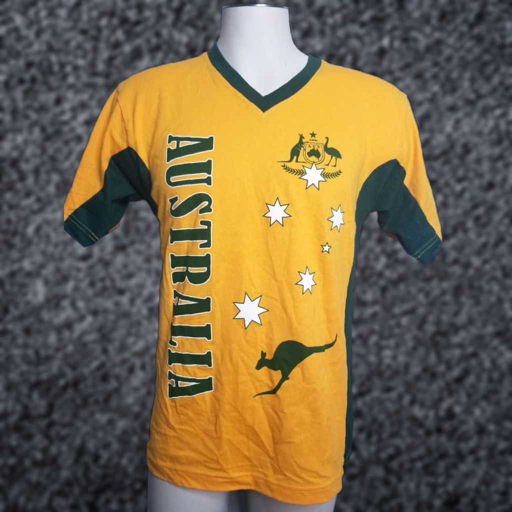 Vintage VINTAGE Gooses T Shirts Shirts S Australia Jersey Souvenir Flag Print V-Neck 100% Cotton Graphic Tee Yellow Mens Size US S / EU 44-46 / 1 - 1 Thumbnail