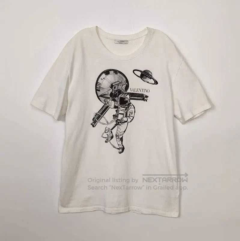 Valentino Valentino Men's Astronaut Graphic Cotton T-shirt . Size US L / EU 52-54 / 3 - 1 Thumbnail
