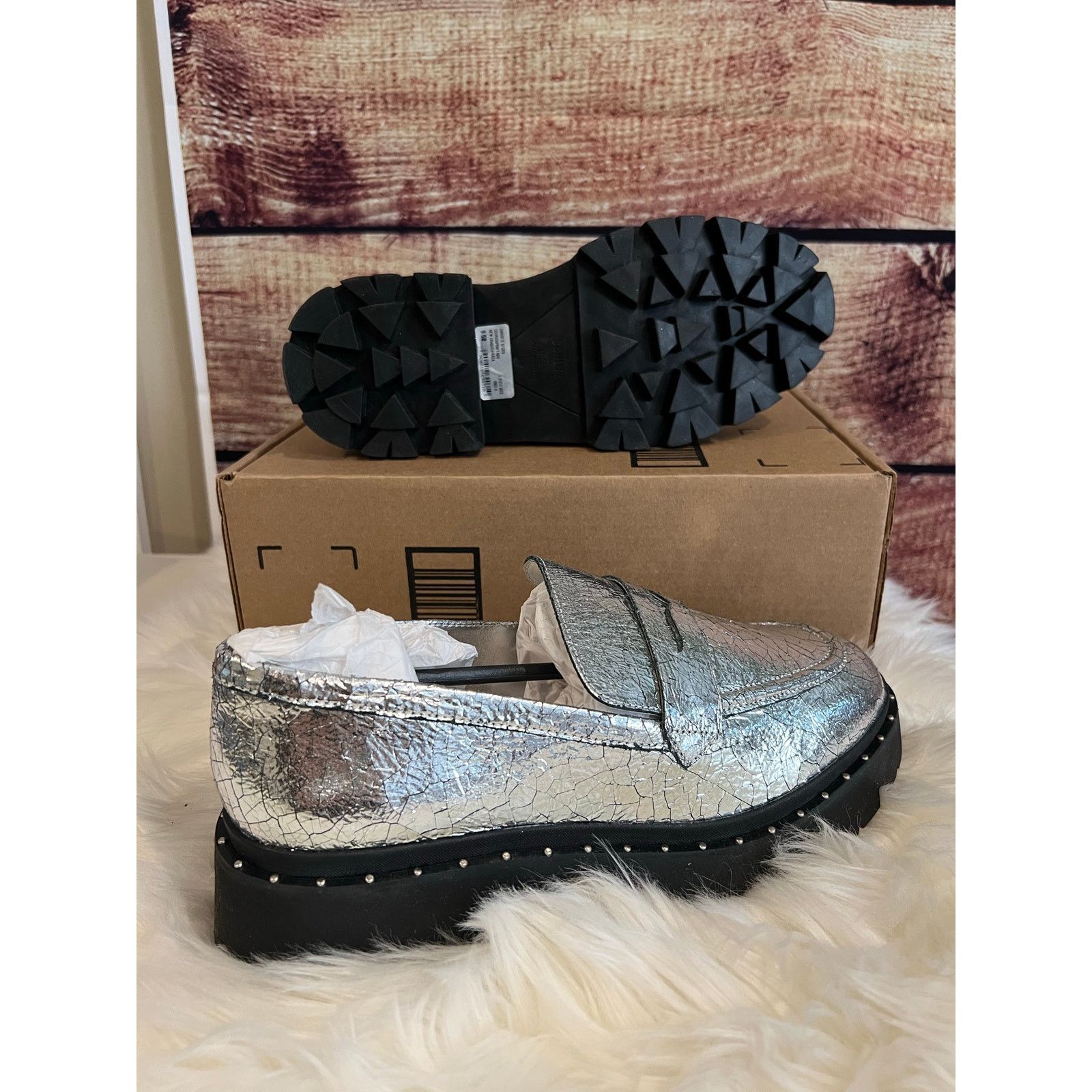 SCHUTZ Schutz Christie Studs Crackled Leather Loafers Slip On 9.5 Size US 9.5 / IT 39.5 - 2 Thumbnail