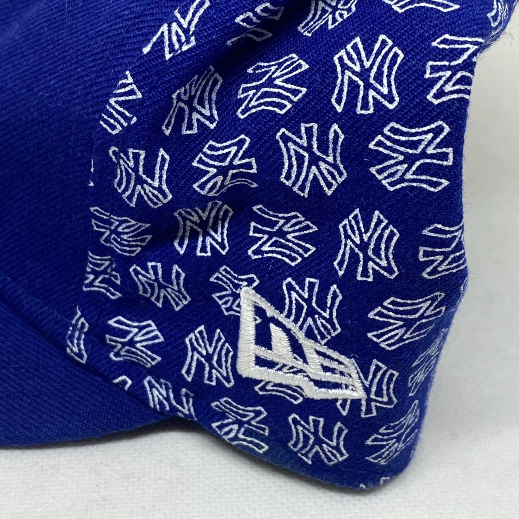 New Era VINTAGE New York Yankees Baseball Cap Unisex Adults 7 3/8 Wool NYC Logo Sports Size ONE SIZE - 4 Thumbnail