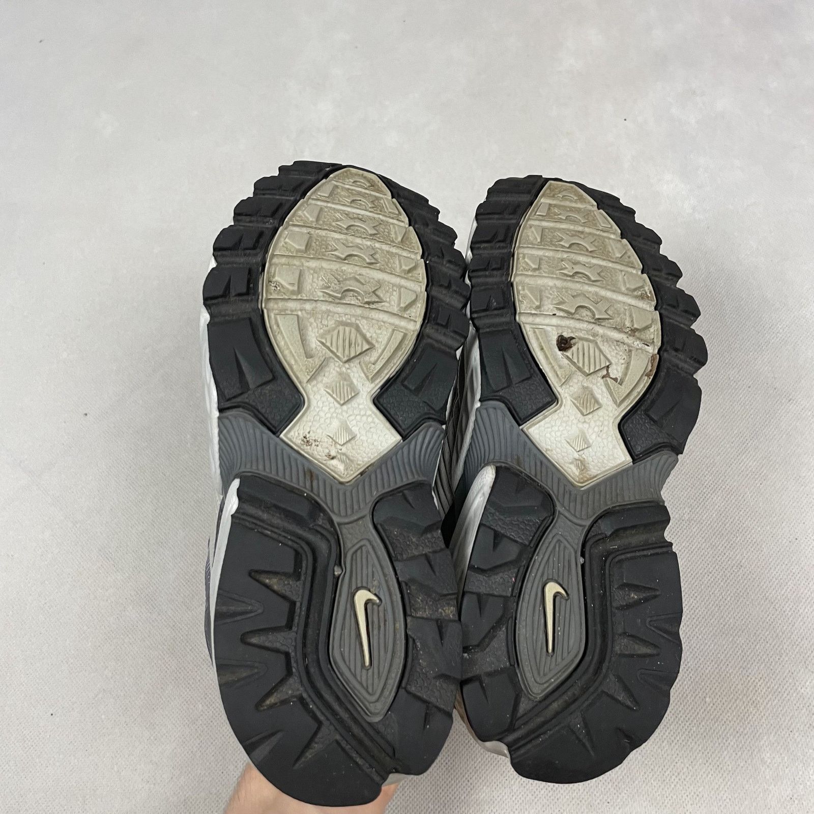 Nike Nike Air Terra Sebec 306542-051 Womens Gray Sneakers Shoes 7 Size US 7 / IT 37 - 9 Thumbnail
