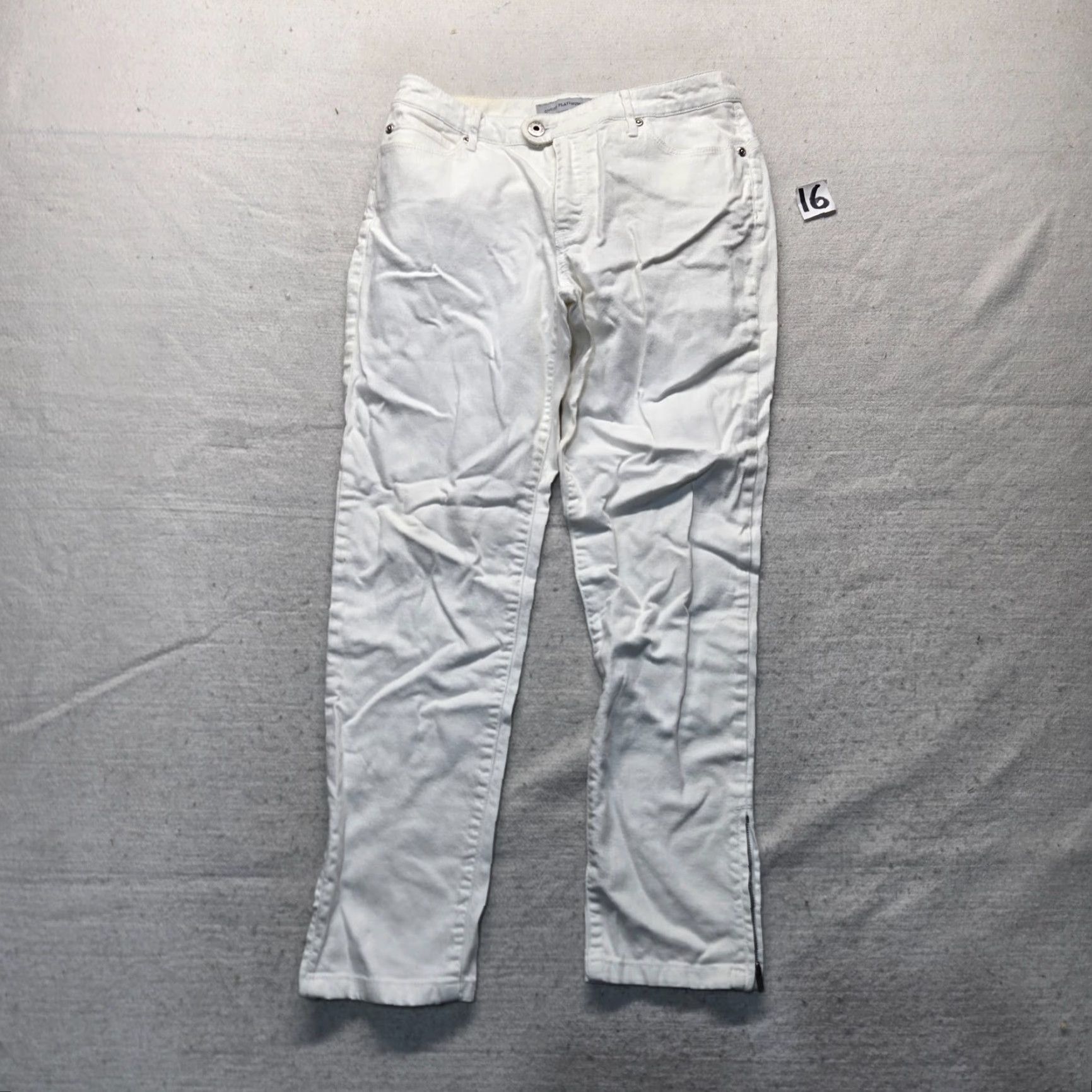Vintage Chicos White Jeggings Chicos's Women’s Size 00 White Denim Stretch Pants Slim Mid Rise Pants Womens XS- Regular Size 24" / US 00 / IT 34 - 2 Thumbnail