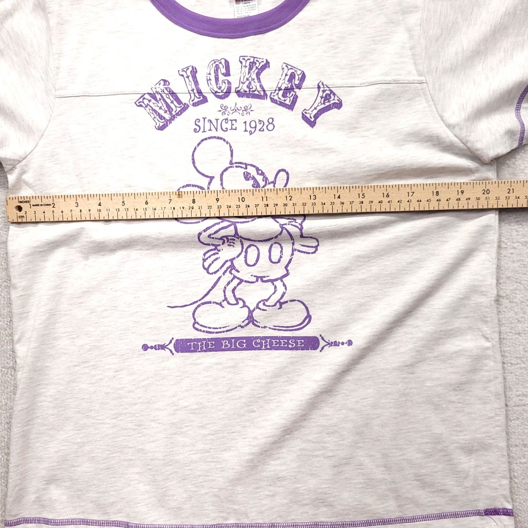Disney The Wonderful World of Disney Mickey Mouse Sleepwear T Shirt Gray Womens 8-10 Disney Crew Neck Short Sleeve Logo Graphic Print Size L / US 10 / IT 46 - 4 Thumbnail