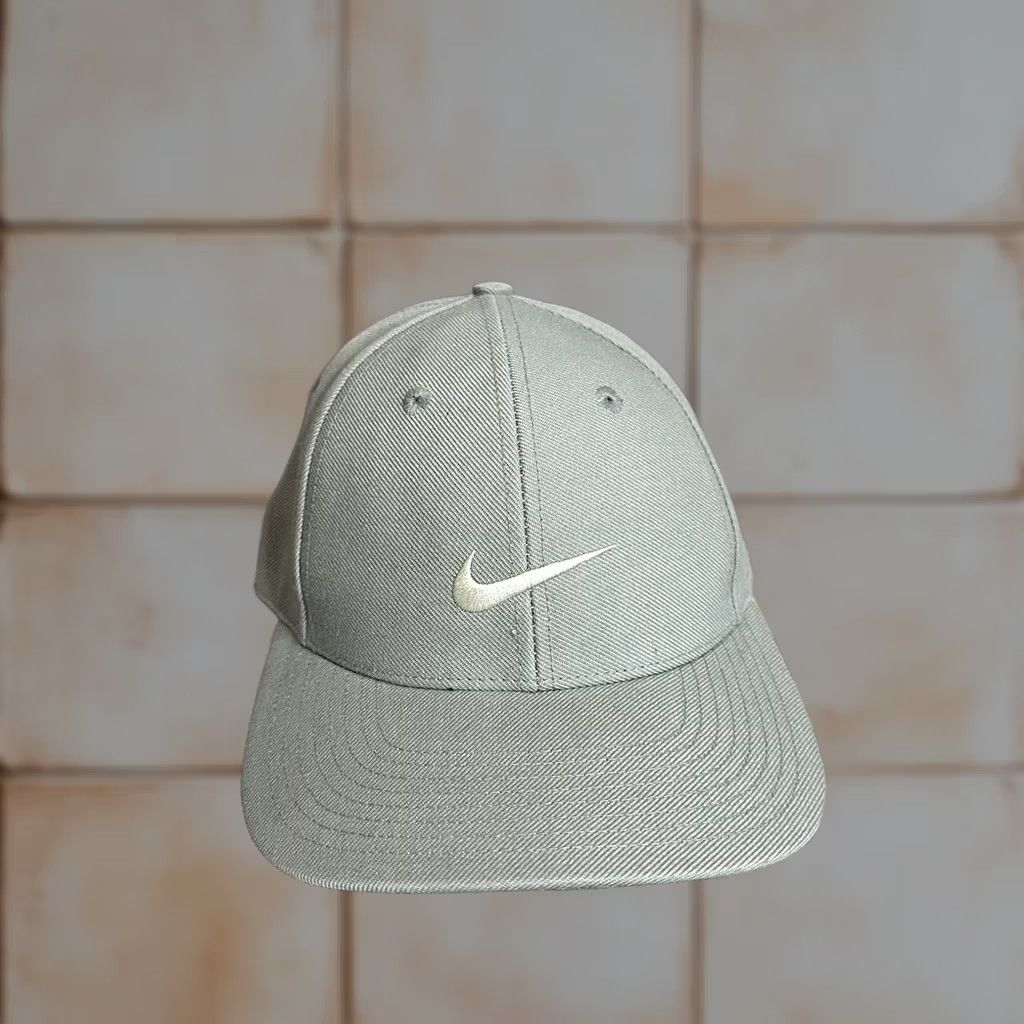 Nike VINTAGE Nike Wool Blend Embroidered Swoosh Sage Green Fitted Hat Men’s Sz 7 Y2K Mens Size ONE SIZE - 1 Thumbnail