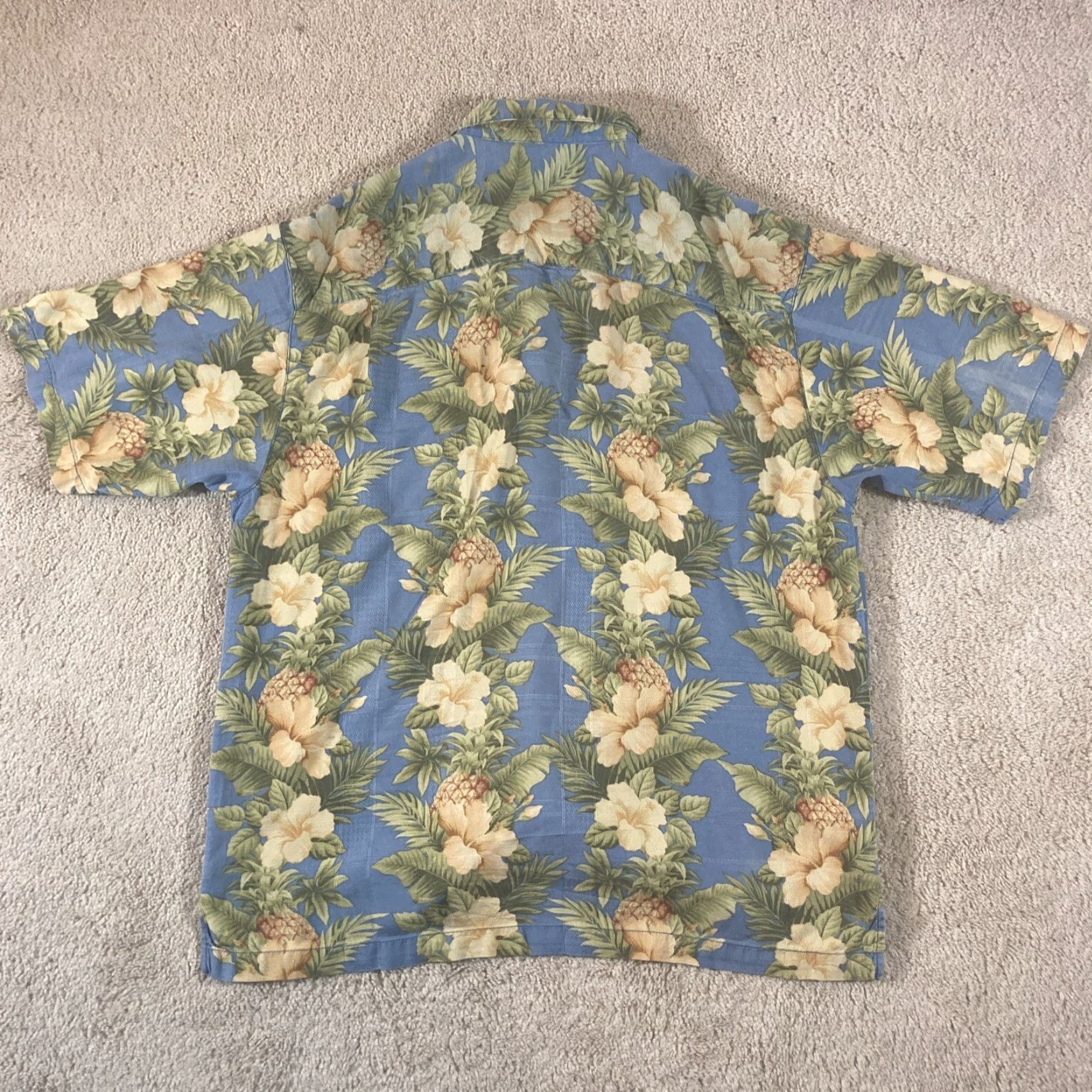 Tommy Bahama VINTAGE Tommy Bahama Men’s Silk Shirt Short Sleeve Hawaiian Floral 100% Silk Blue L Size Regular Collared Button-Up Shirt Mens Size US L / EU 52-54 / 3 - 7 Thumbnail
