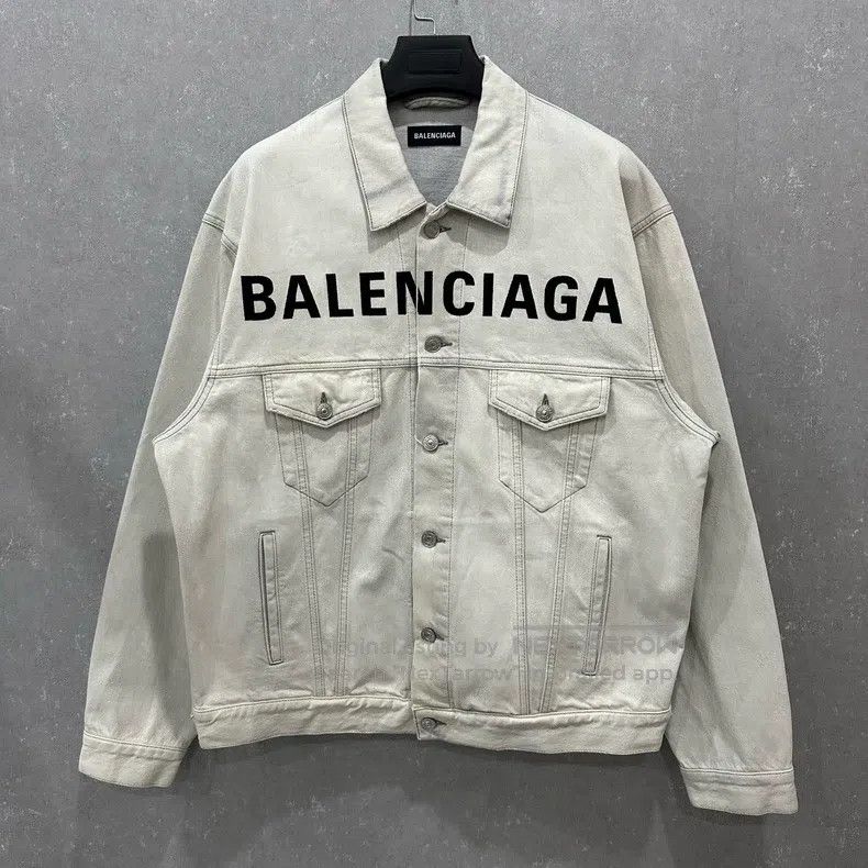 Balenciaga Balenciaga Denim Jacket with Embroidered Logo and Distress Size US M / EU 48-50 / 2 - 3 Thumbnail