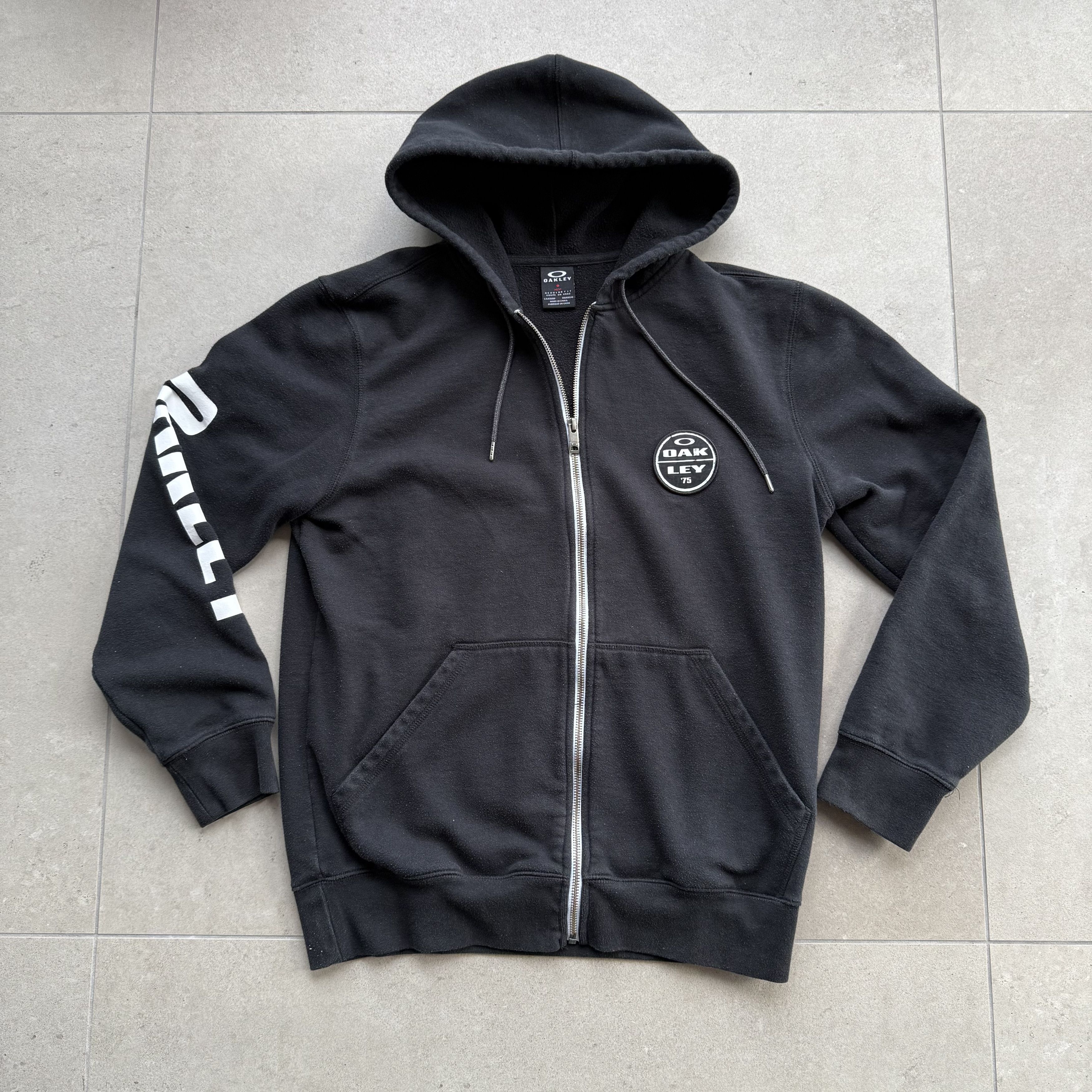 Oakley × Palace OAKLEY X PALACE HOODIE | Grailed