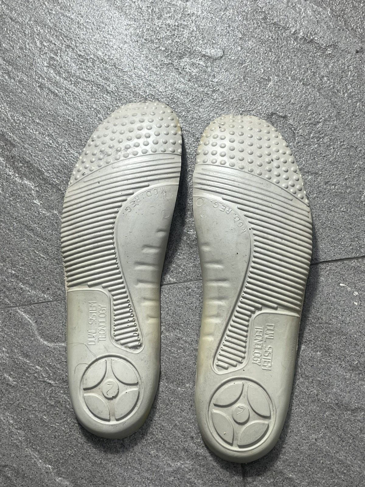 Rick Owens Drkshdw Rick Owens Drkshdw Perforated Cap Toe Slip On Sneakers Size US 8.5 / EU 41-42 - 19 Thumbnail
